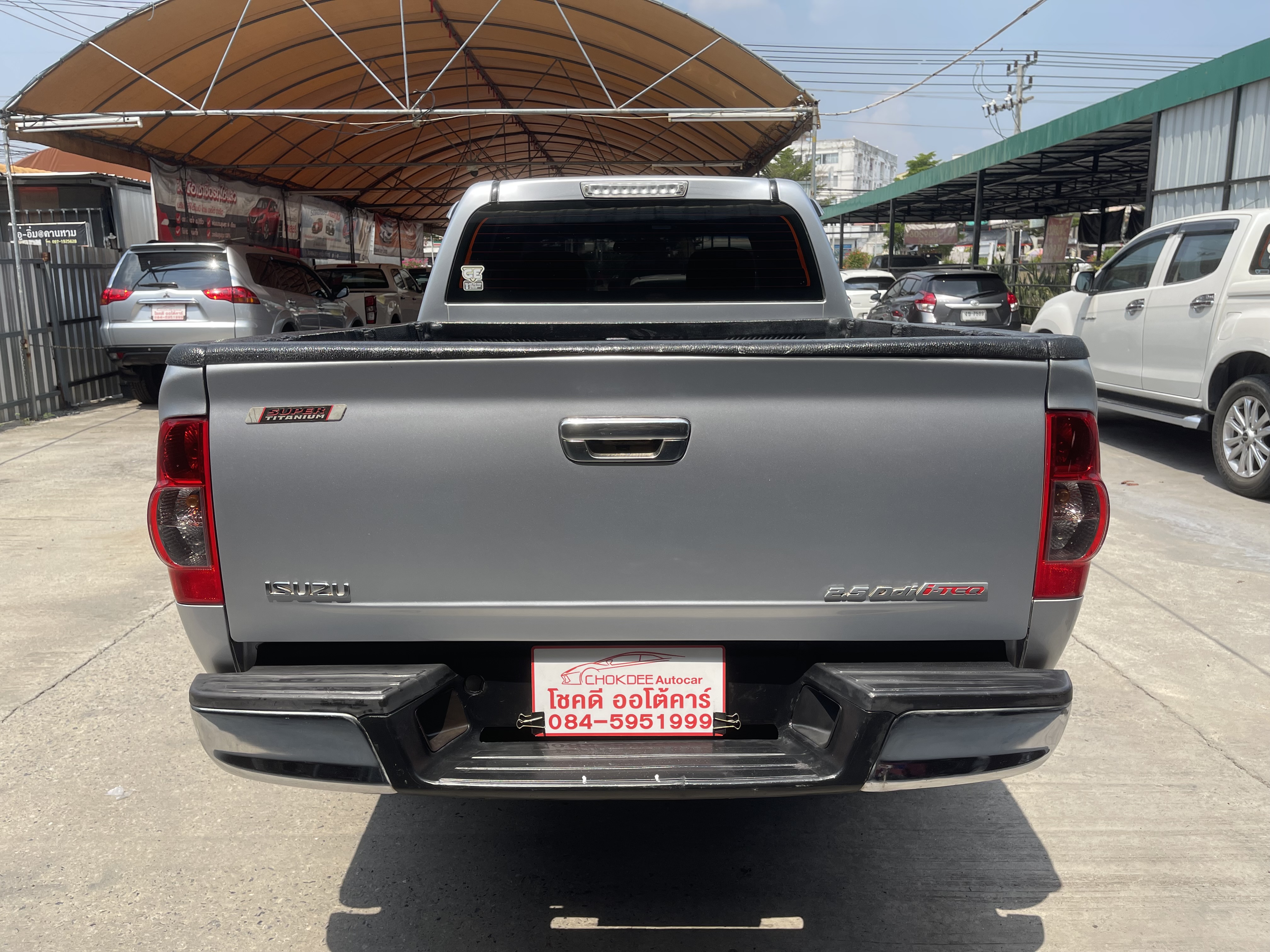 Isuzu Dmax Cab Hilander 2.5 Abs 2011 เงิน