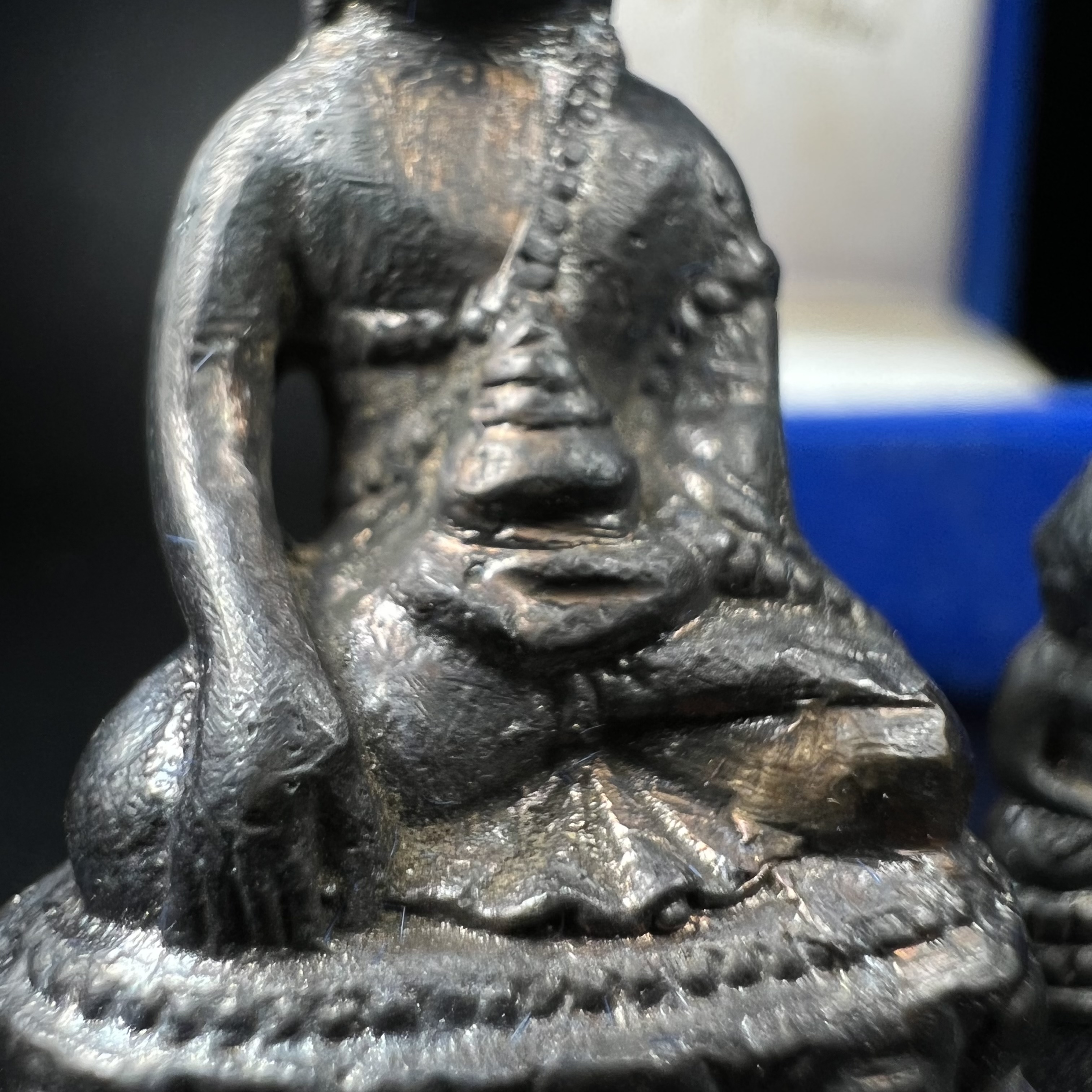 พระกริ่ง-พระชัยวัฒน์ 90พรรษาสมเด็จย่า ปี2533 เนื้อนวโลหะ(ในหลวงรัชกาลที่9เสด็จในพิธี)(1 ใน 3000 ชุด) หายาก