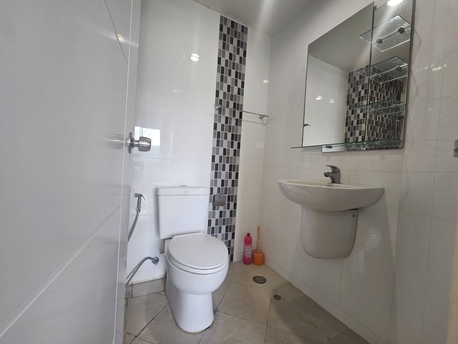 For Sales : Kathu, Plus Condominium, 1 Bedroom 1 Bathroom, 5th flr.