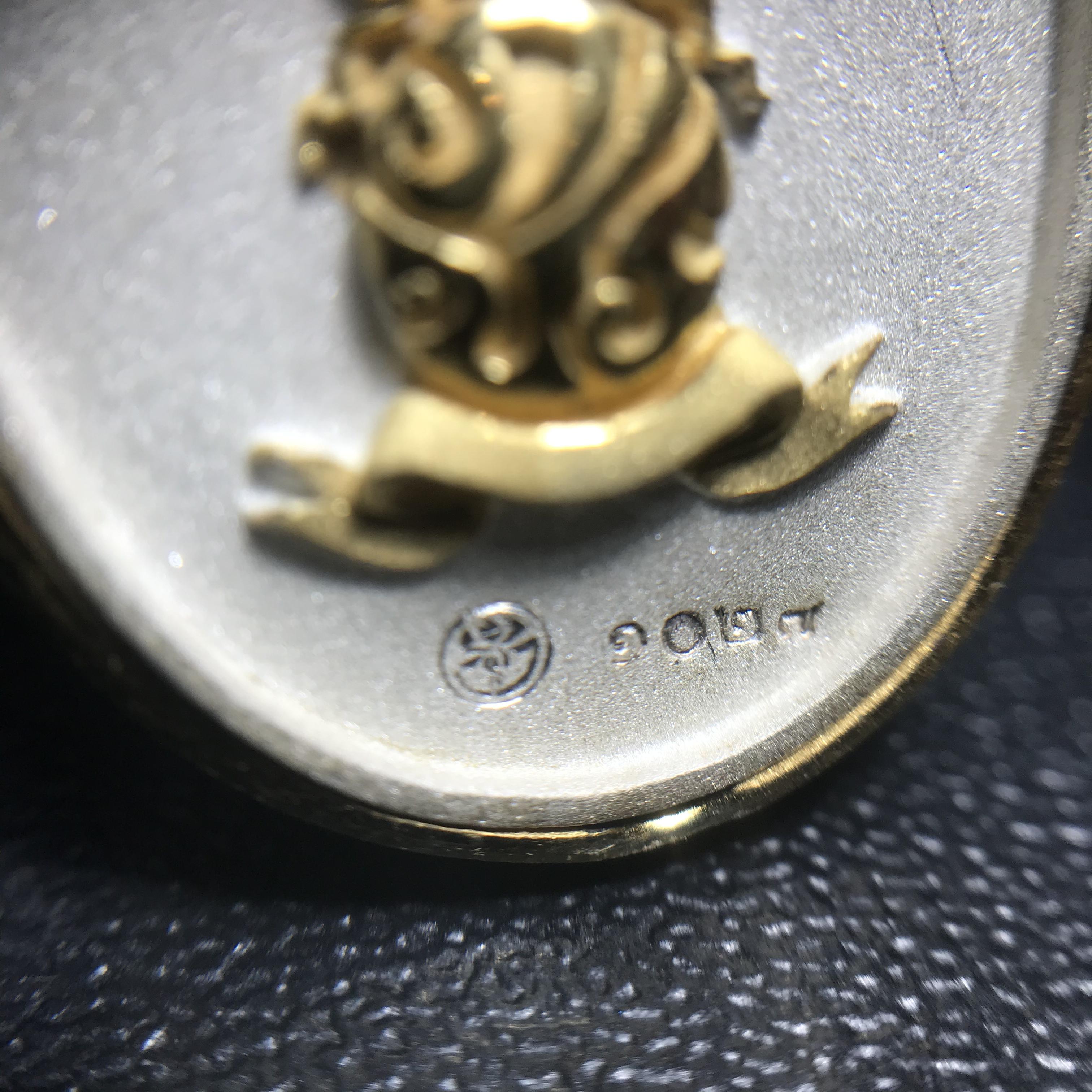 พระแก้วมรกต ภปร. ปี2547 จัดสร้างโดย รพ.ภูมิพลฯ เนื้อเงิน(3 กษัตริย์)เหรียญทรงกลมรี(1ใน3000องค์)