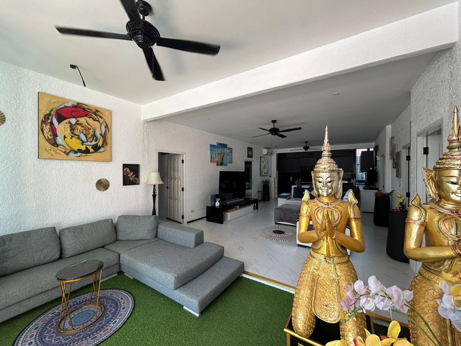 For Rent : Naiharn, Private Pool Villa, 3 bedrooms 3 bathrooms