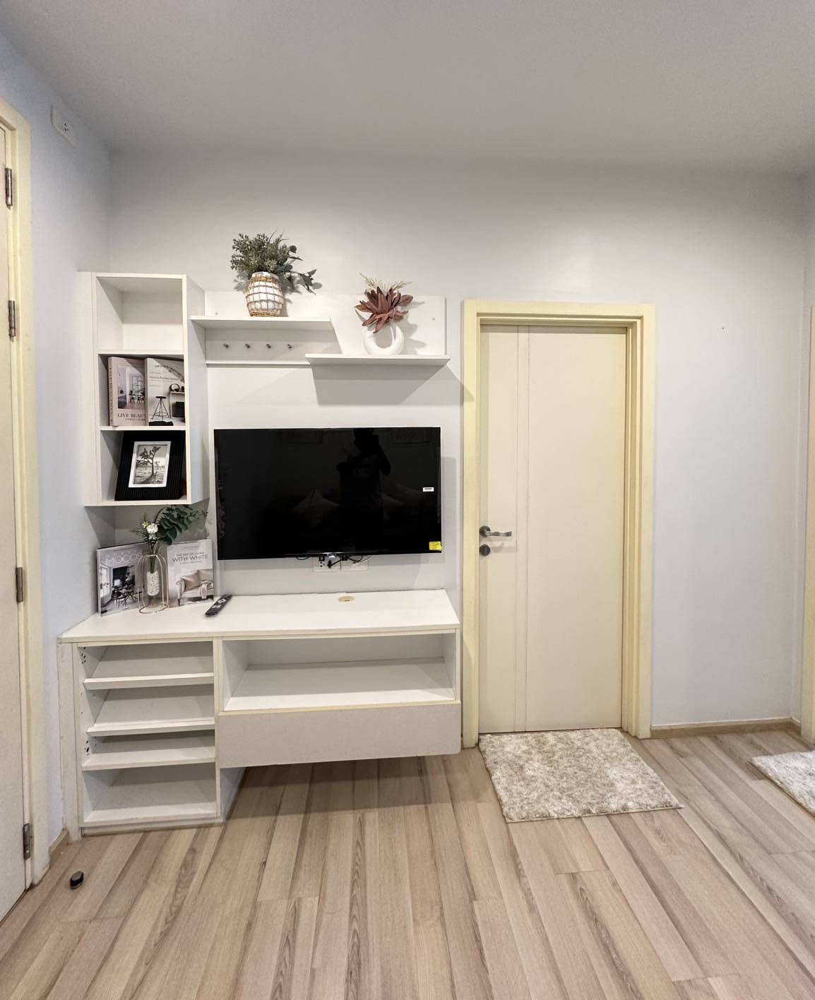 For Rent : Samkong, Condo near Lotus Samkong, 1 bedroom, 2nd flr.