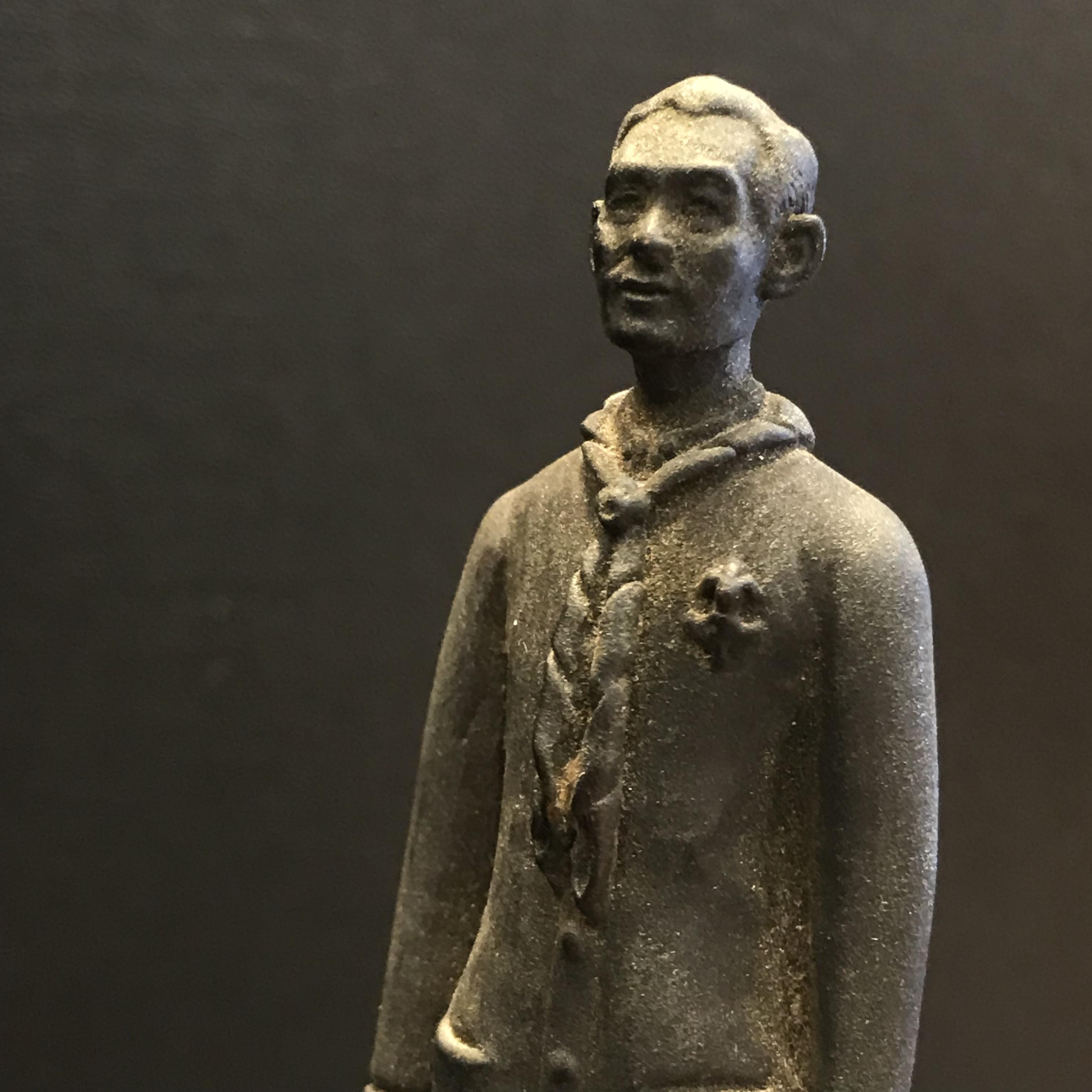 รูปหล่อพระบรมรูป ในหลวงรัชกาลที่ 9 ชุดลูกเสือชาวบ้าน ฐานหินอ่อน(หายาก)