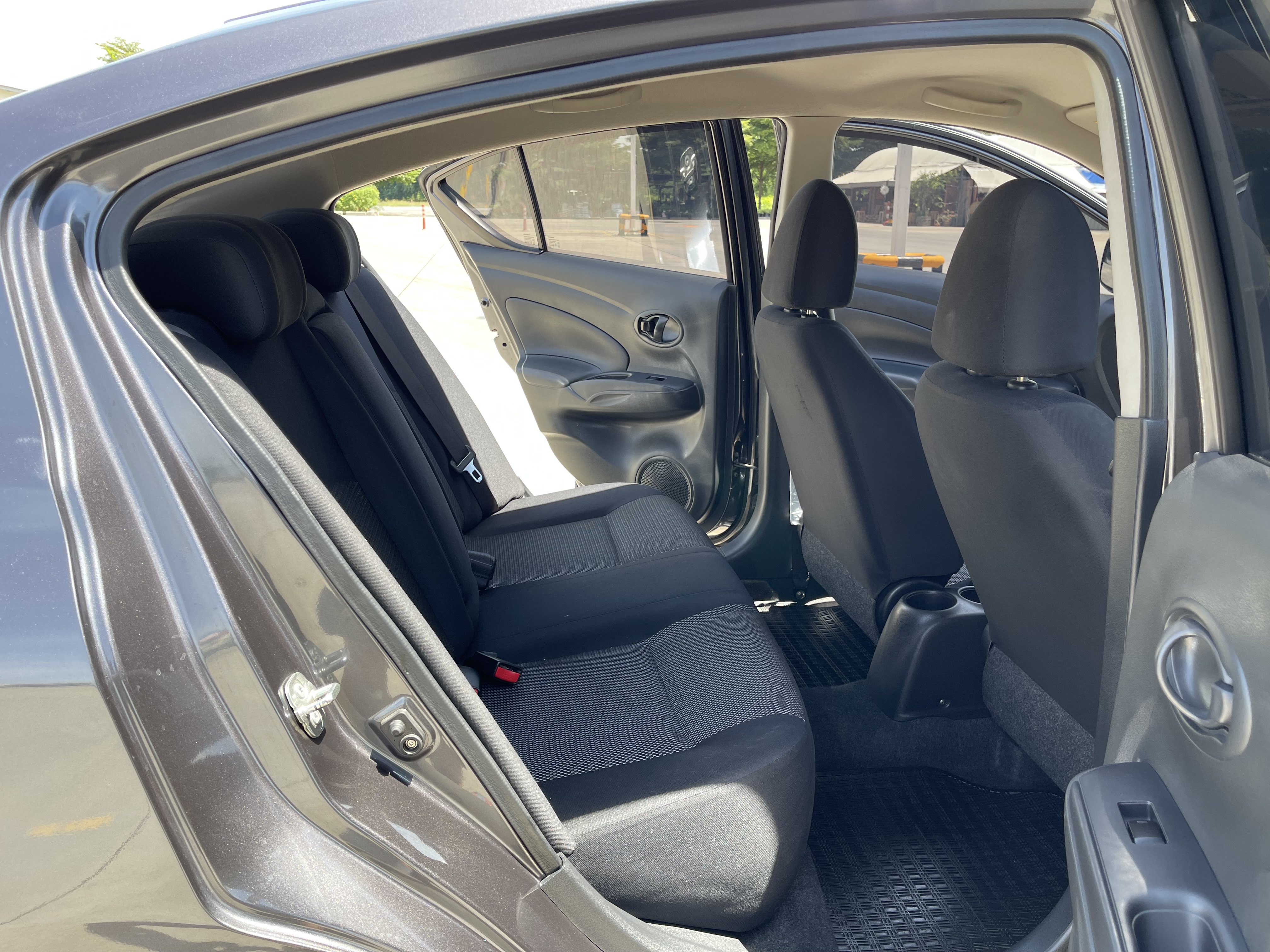 Nissan Almera 1.2 VL At 2014 เทาดำ