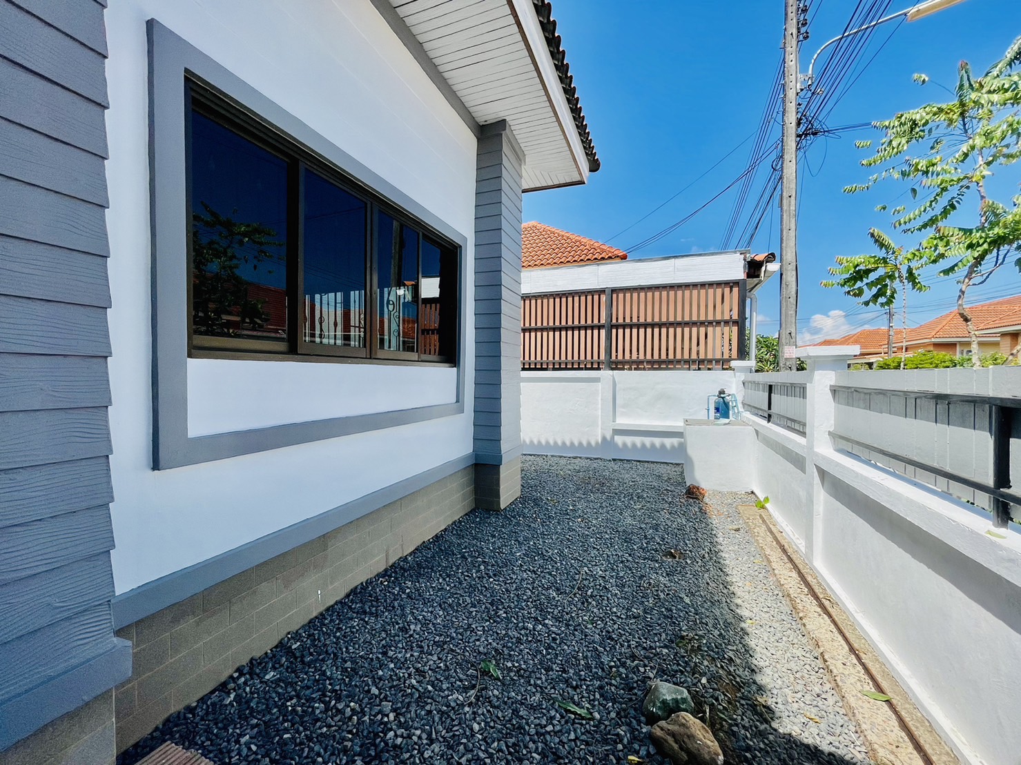 For Sales : Kohkeaw, Town Home @Chaofa Garden Home, 3 Bedrooms 2 Bathrooms