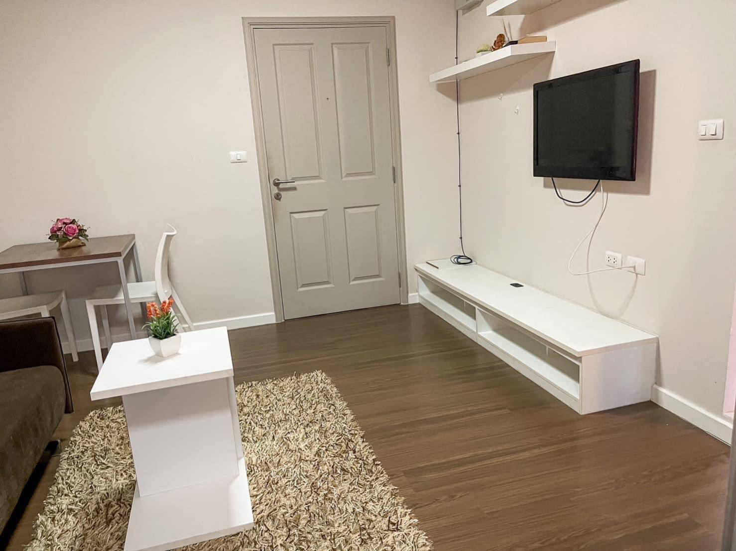 For Rent : Kathu, Dcondo Creek, 1 bedroom 1 bathroom, 5th flr., Pool view