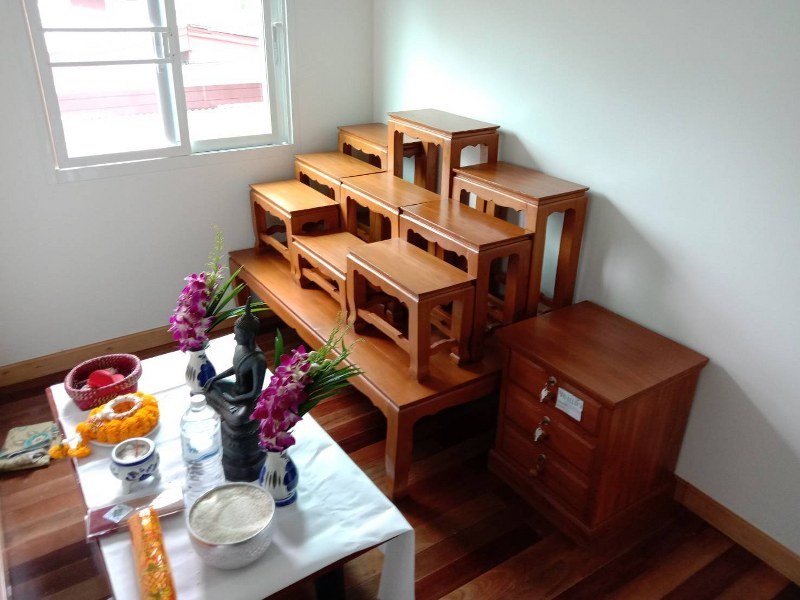 โต๊ะหมู่ 9 หน้า 9 นิ้ว