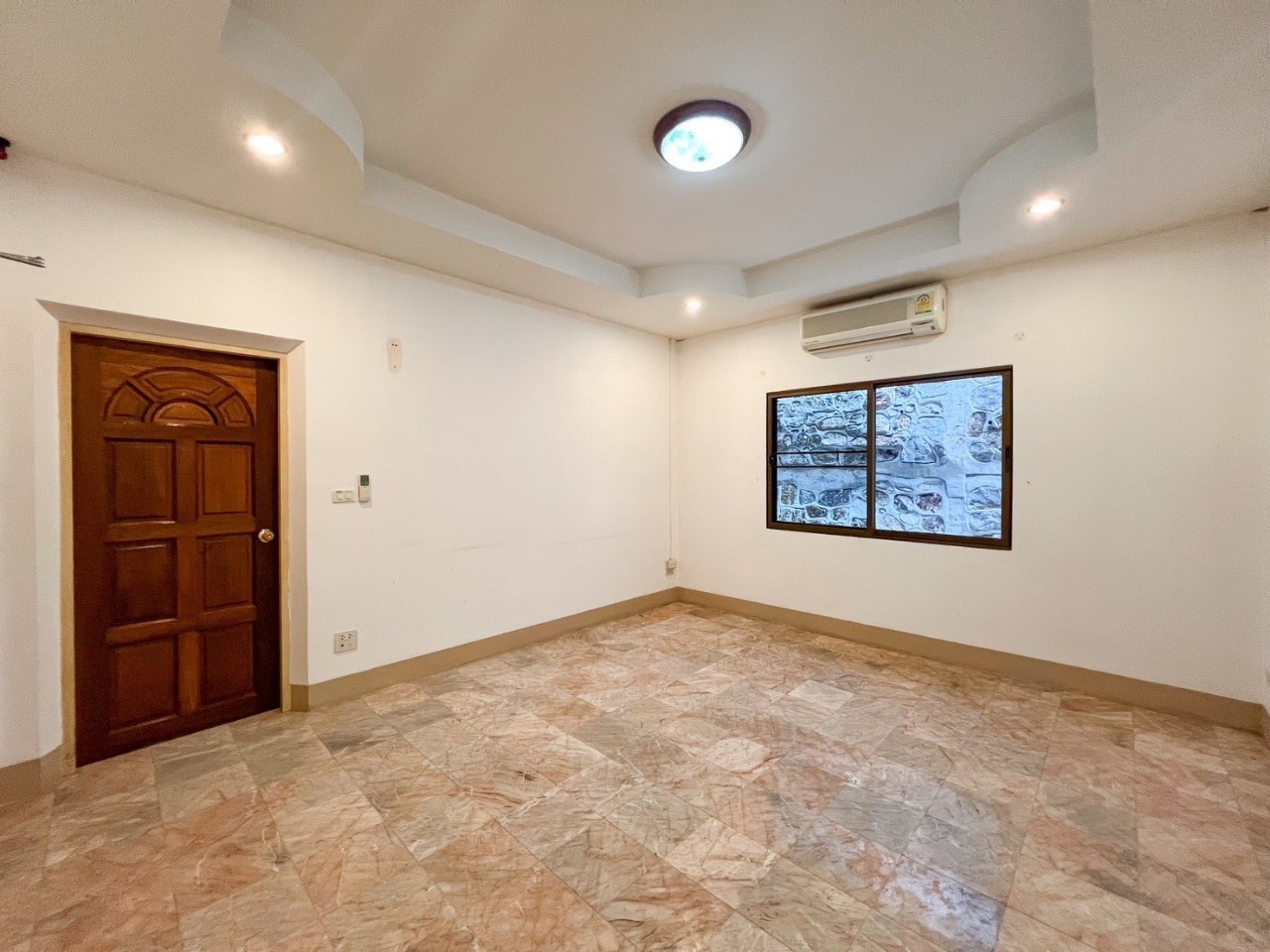 For Sales : Kathu, Private Pool Villa @Soi Kathu Waterfall, 3 Bedrooms 3 Bathrooms