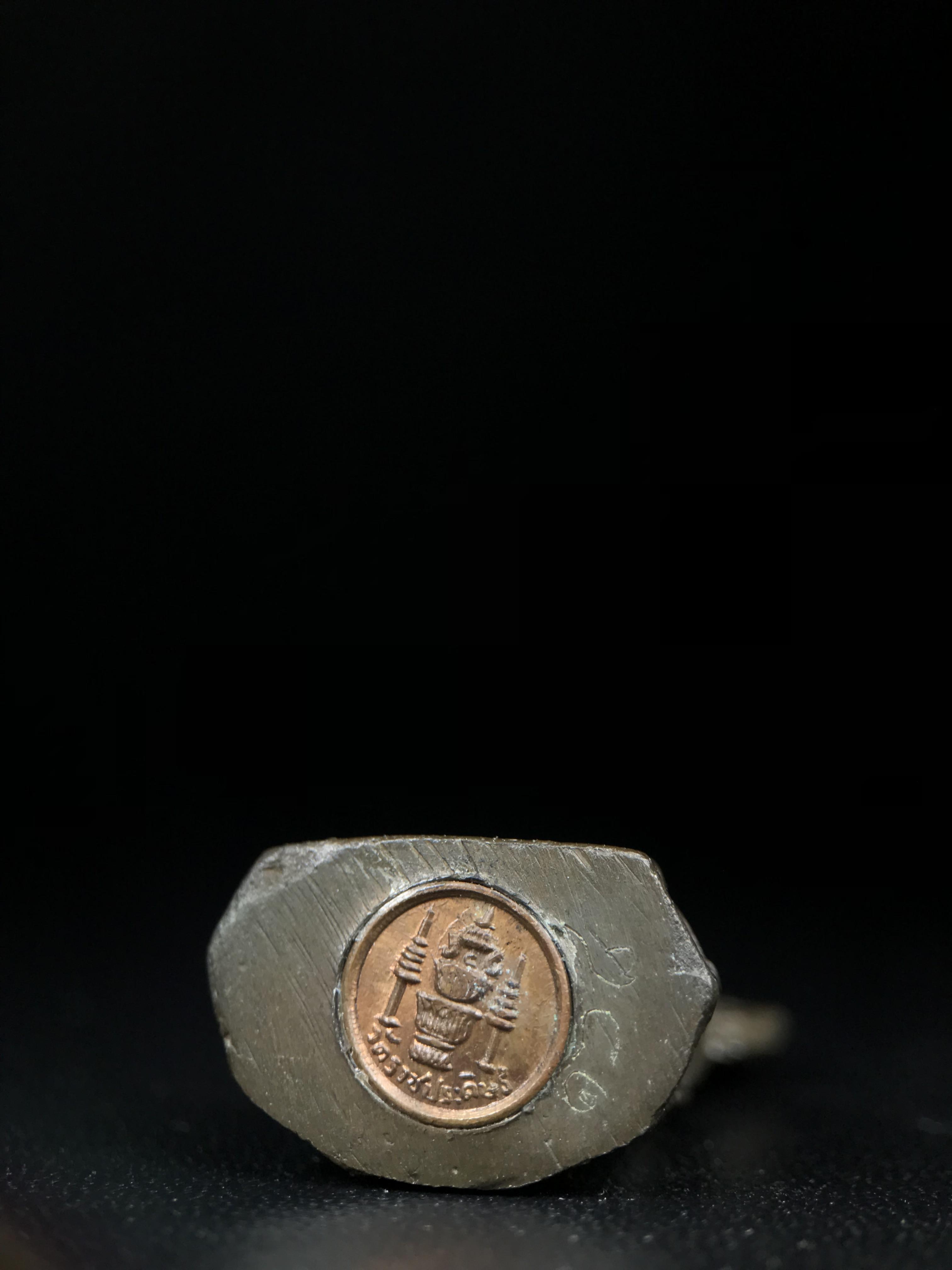 พระกริ่งนิรันตราย สมโภชครบ 108 ปี วัดราชประดิษฐ์ ปี 2515 เนื้อนวโลหะ(องค์หมายเลข ๑๖๘)( ในหลวง ร.9 เสด็จเททอง)( จำนวนสร้าง 1 ใน 999 องค์) (พิธีใหญ่ เกจิคณาจารย์ในยุคล้นหลาม หลวงปู่โต๊ะ วัดประดู่ฉิมพลีร่วมปลุกเสก)หายาก