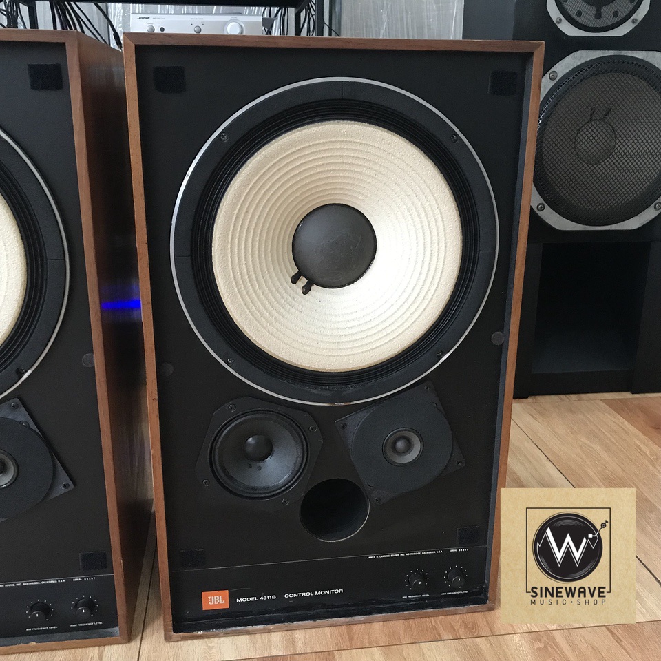 ลำโพง ยี่ห้อ JBL รุ่น 4311B (Made in USA)