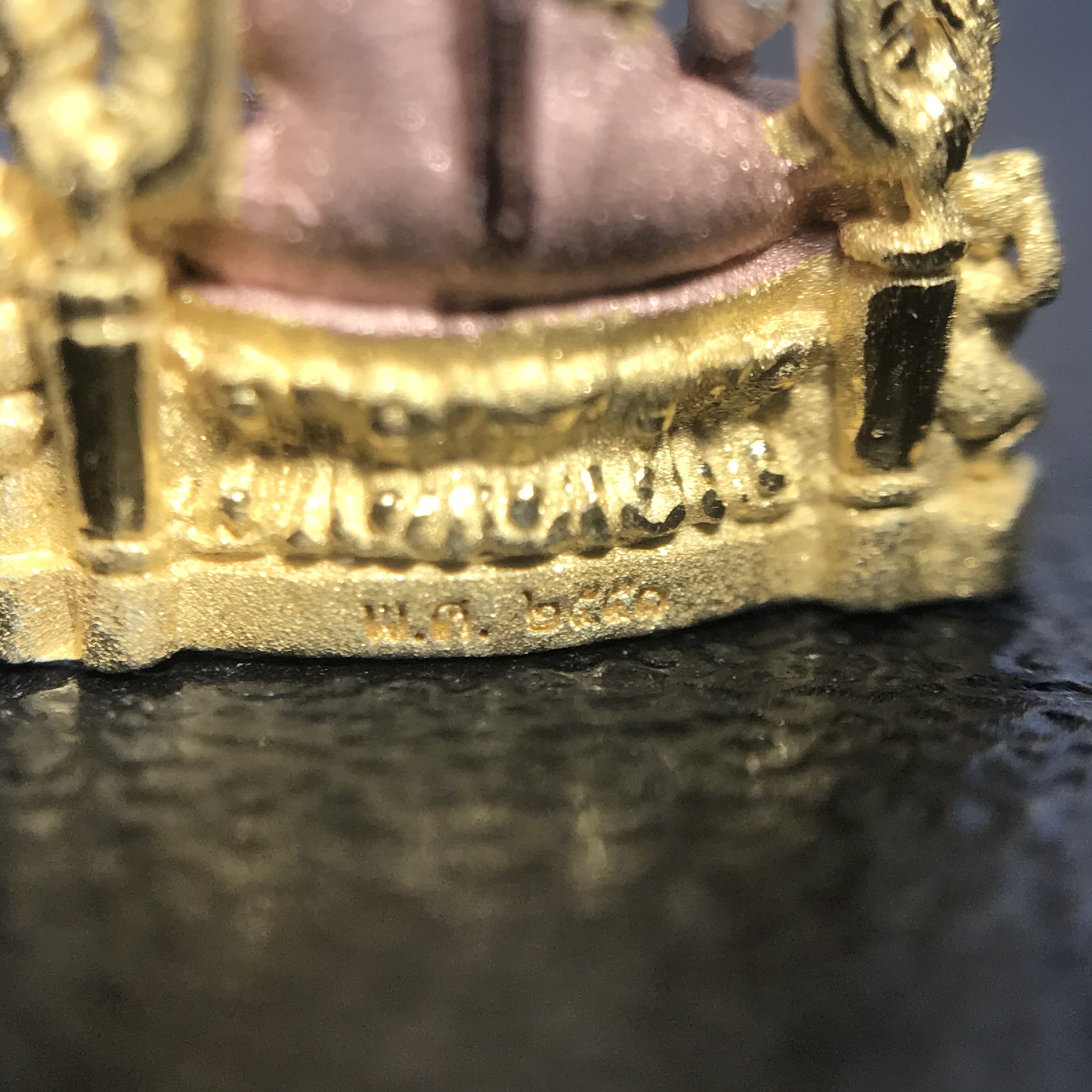 พระพุทธชินราช ภปร. โครงการ เพราะแผ่นดินนี้คือแผ่นดินเกิด เนื้อเงินชุบสามกษัตริย์ ปี2551 ขนาดหน้าตัก1/4นิ้ว (สวยงามหายาก)