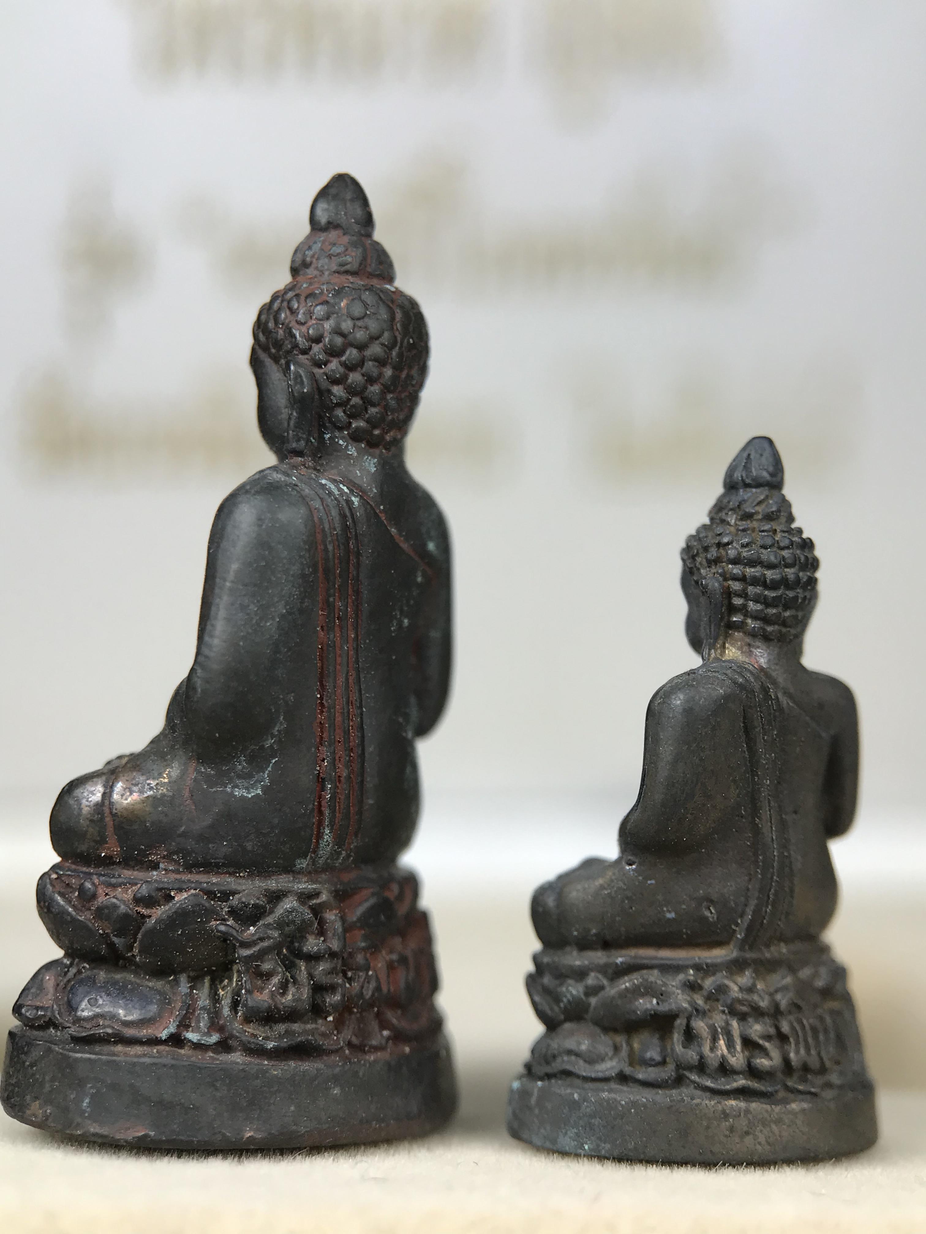 พระกริ่ง-พระชัยวัฒน์ ไพรีพินาศ ญสส.รุ่น นวฤทธิ์โภคทรัพย์ ปี 2544 อุดผงพุทธคุณ บรรจุมวลสารจิตรลดา และเส้นพระเกศาของสมเด็จพระญาณสังวร พระสังฆราชฯ พร้อมกล่องบรรจุเดิม เนื้อนวโละผิวปัดแต่ง(นำฤกษ์) ชุดหมายเลข ๑๙(1ใน 999 ชุด) หายากพบเจอน้อยมาก