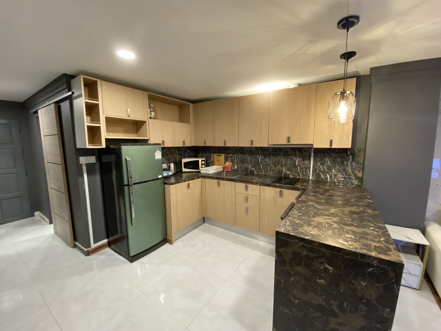 For Rent : Patong, Phuket Palace Condo, Studio Room, Sea View.