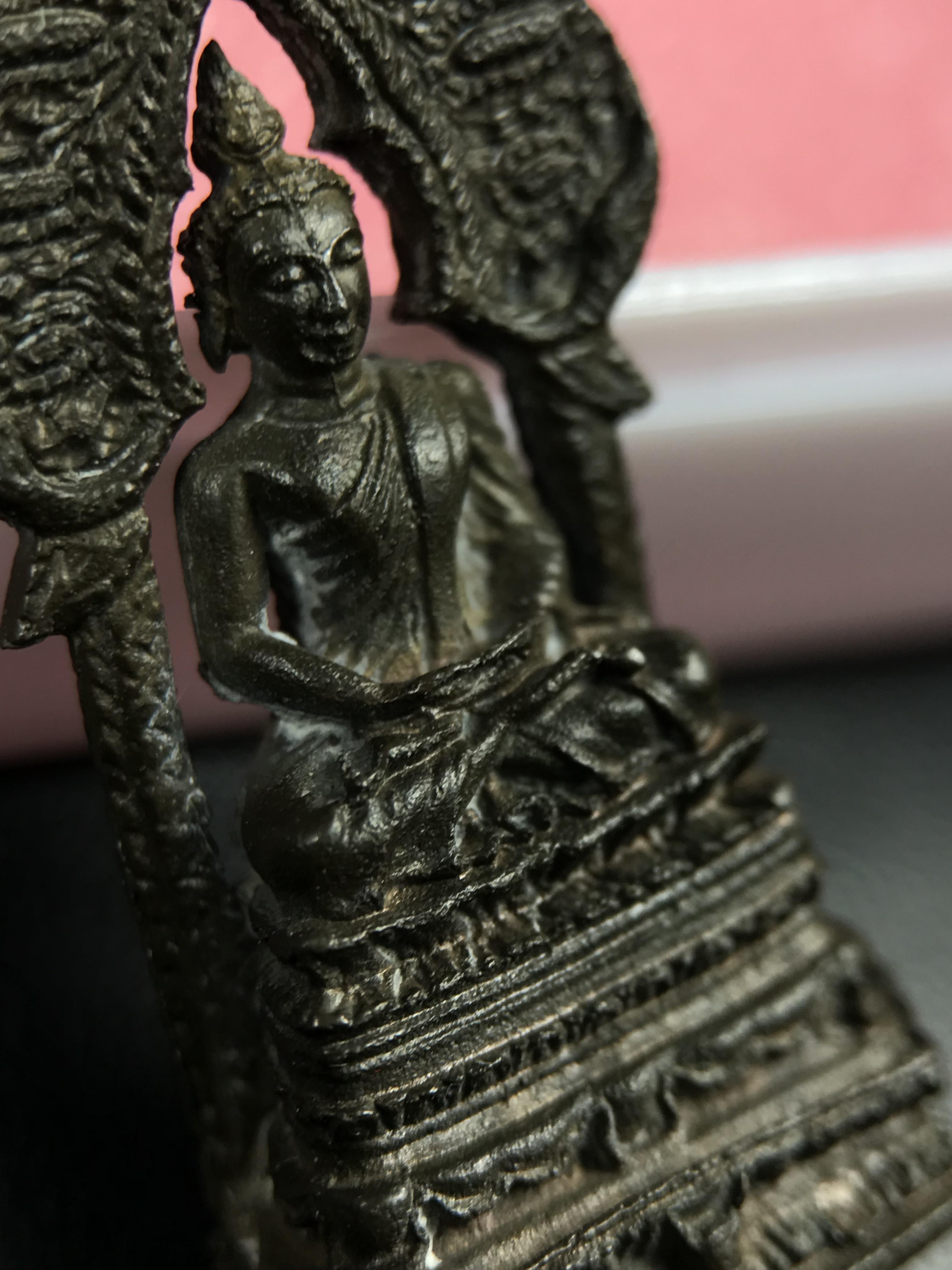 พระกริ่งนิรันตราย สมโภชครบ 108 ปี วัดราชประดิษฐ์ ปี 2515 เนื้อนวโลหะ(องค์หมายเลข ๑๖๘)( ในหลวง ร.9 เสด็จเททอง)( จำนวนสร้าง 1 ใน 999 องค์) (พิธีใหญ่ เกจิคณาจารย์ในยุคล้นหลาม หลวงปู่โต๊ะ วัดประดู่ฉิมพลีร่วมปลุกเสก)หายาก