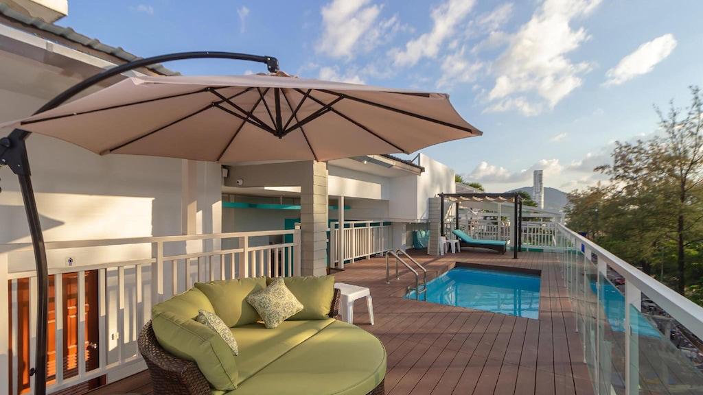 For Sale : Patong, Luxury Patong Resort , 36 Rooms, 5 floors