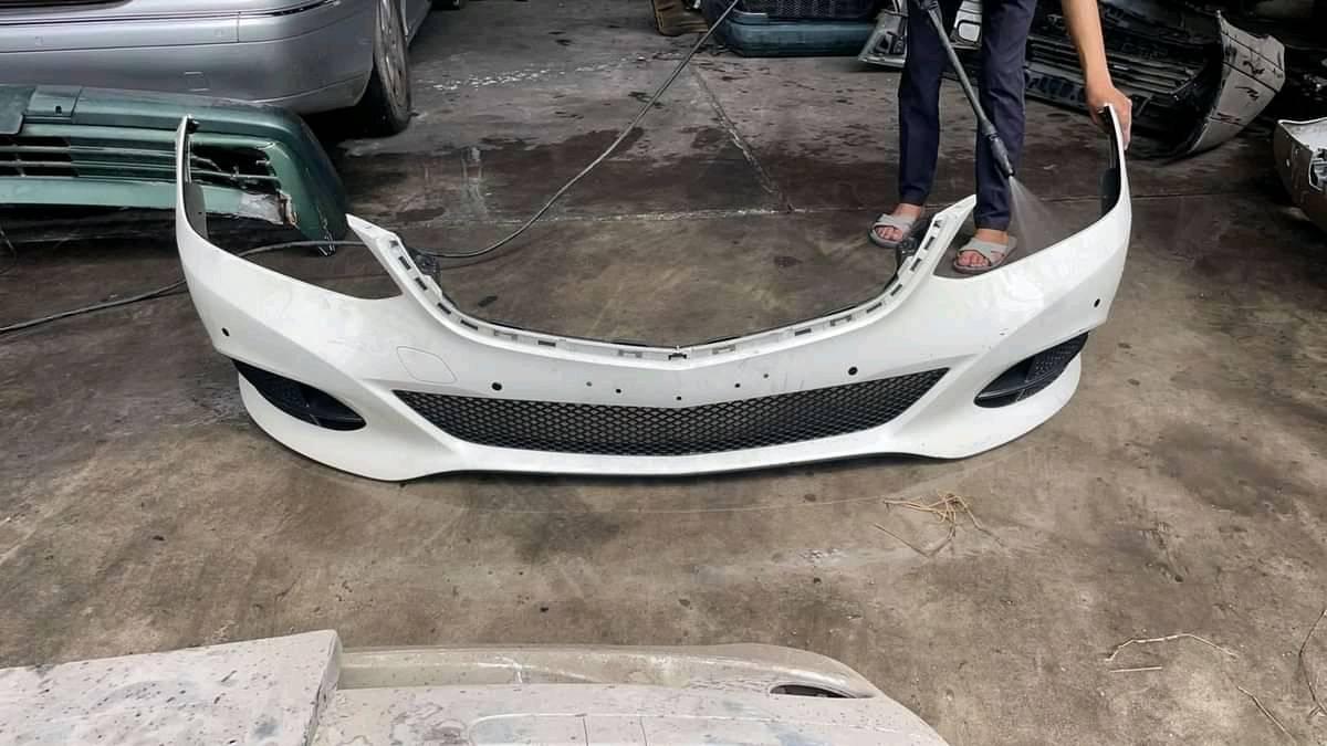 กันชนหน้าW212 facelift