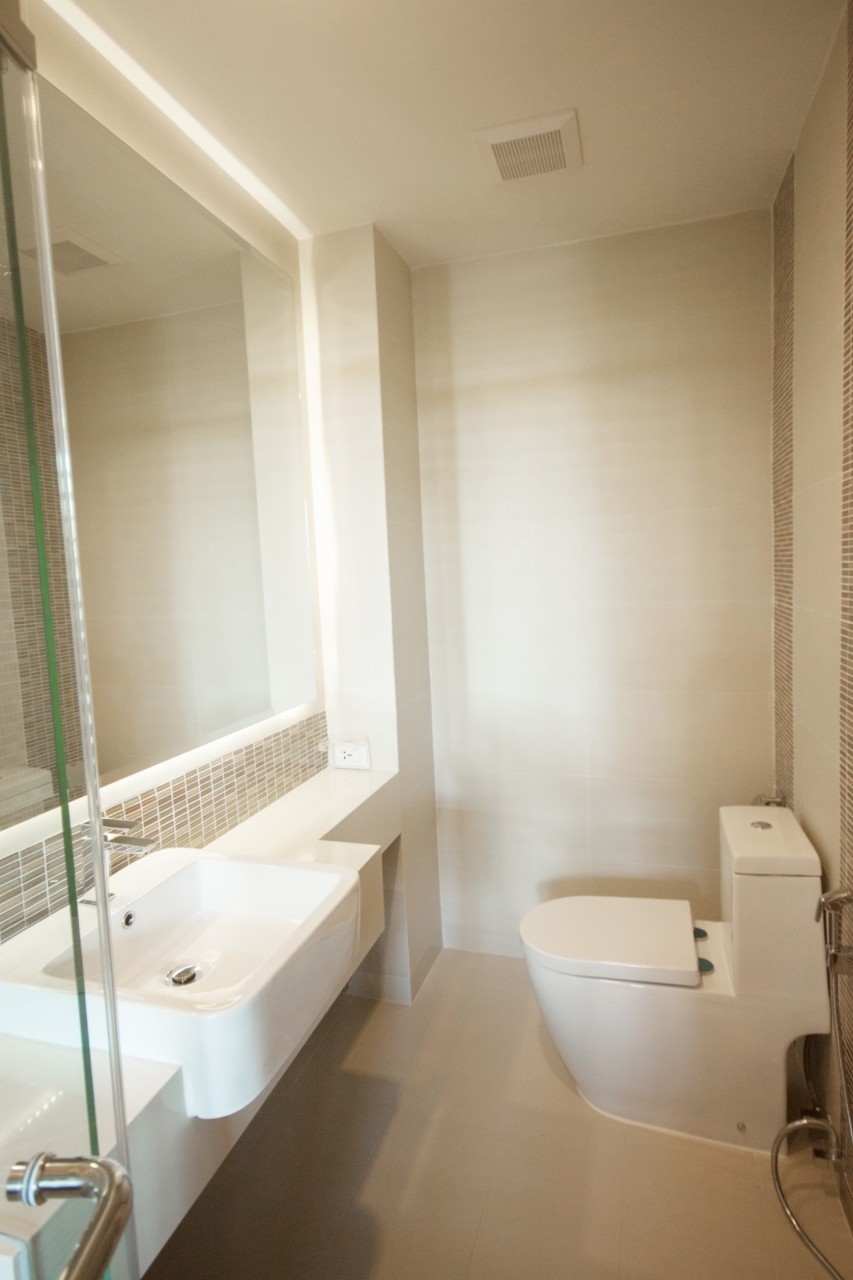 For Rent : Rawai At The Tree condominium 1 bed room at 3rd Floor Moutain View.