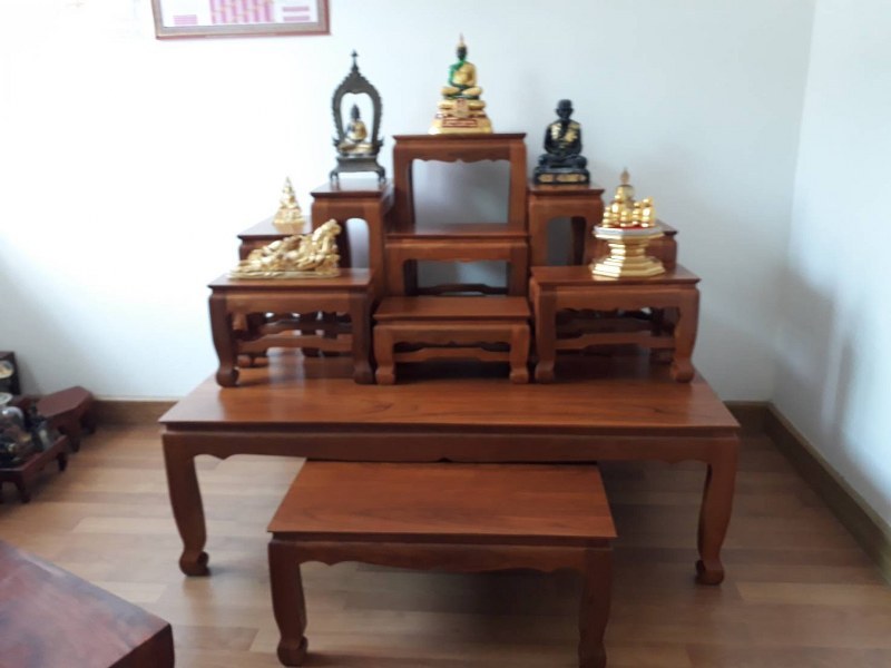 โต๊ะหมู่บูชาสิงห์ หมู่ 9 หน้า 7 นิ้วหน้ากว้าง