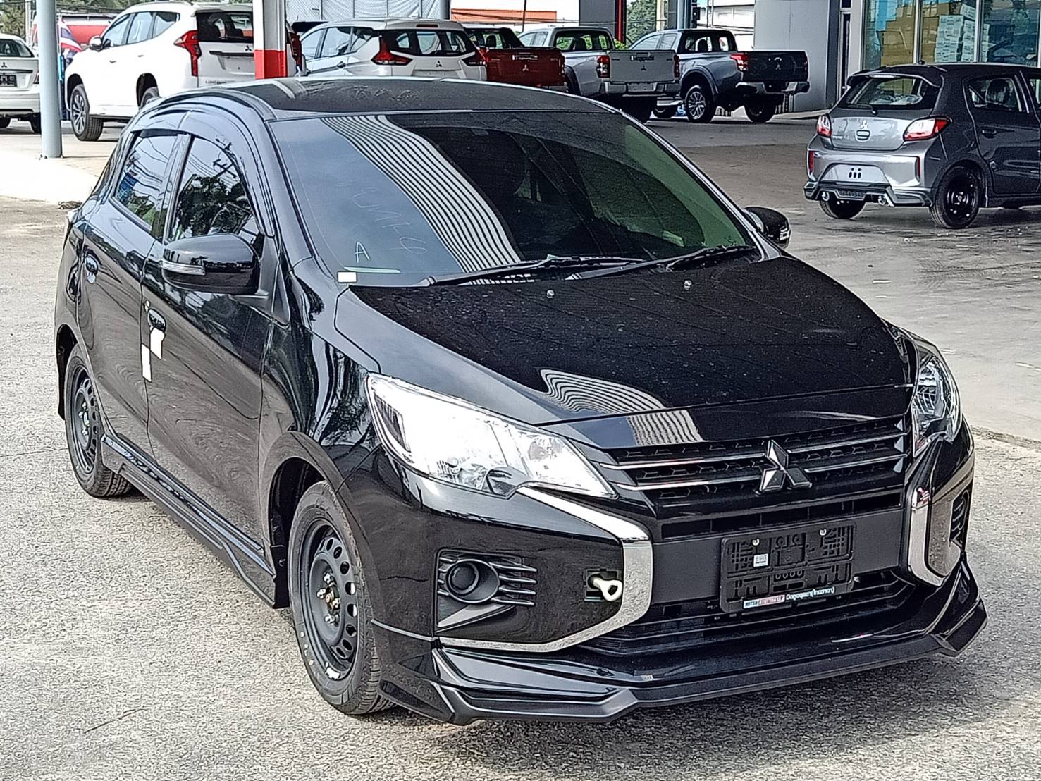 Mitsubishi Mirage 2020 body kits by Amotriz