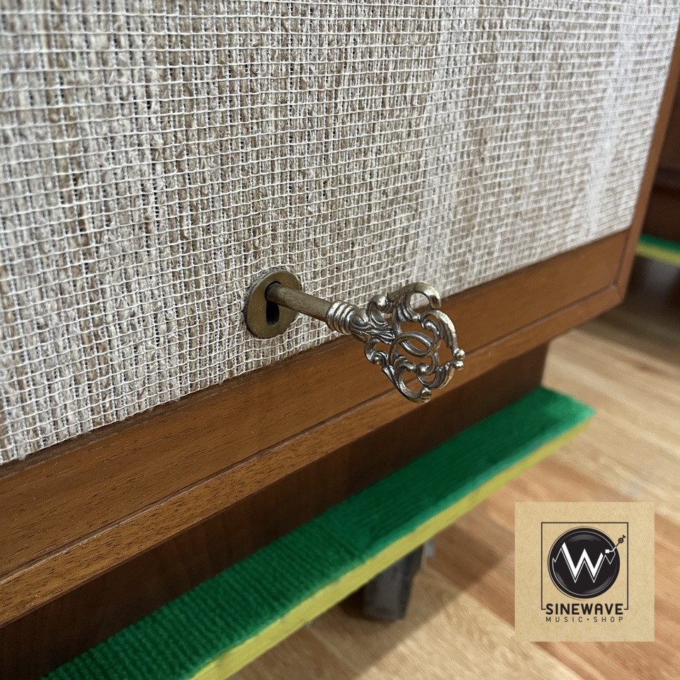 ลำโพง ยี่ห้อ Tannoy รุ่น Edinburgh (Made in England)