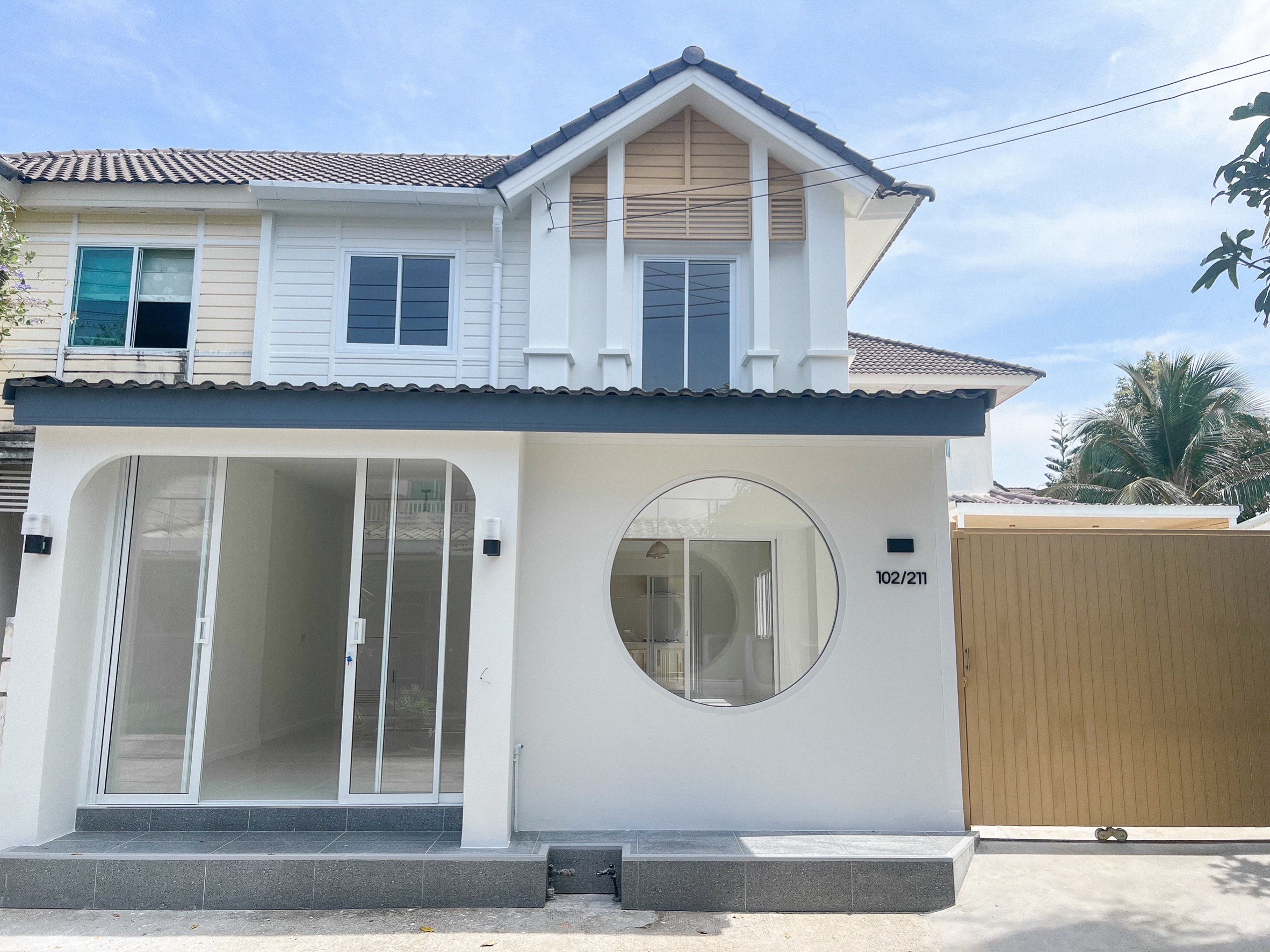 For Sale : Ratsada-Samkong, 2-Story Town Home, 3 Bedrooms 2 Bathrooms