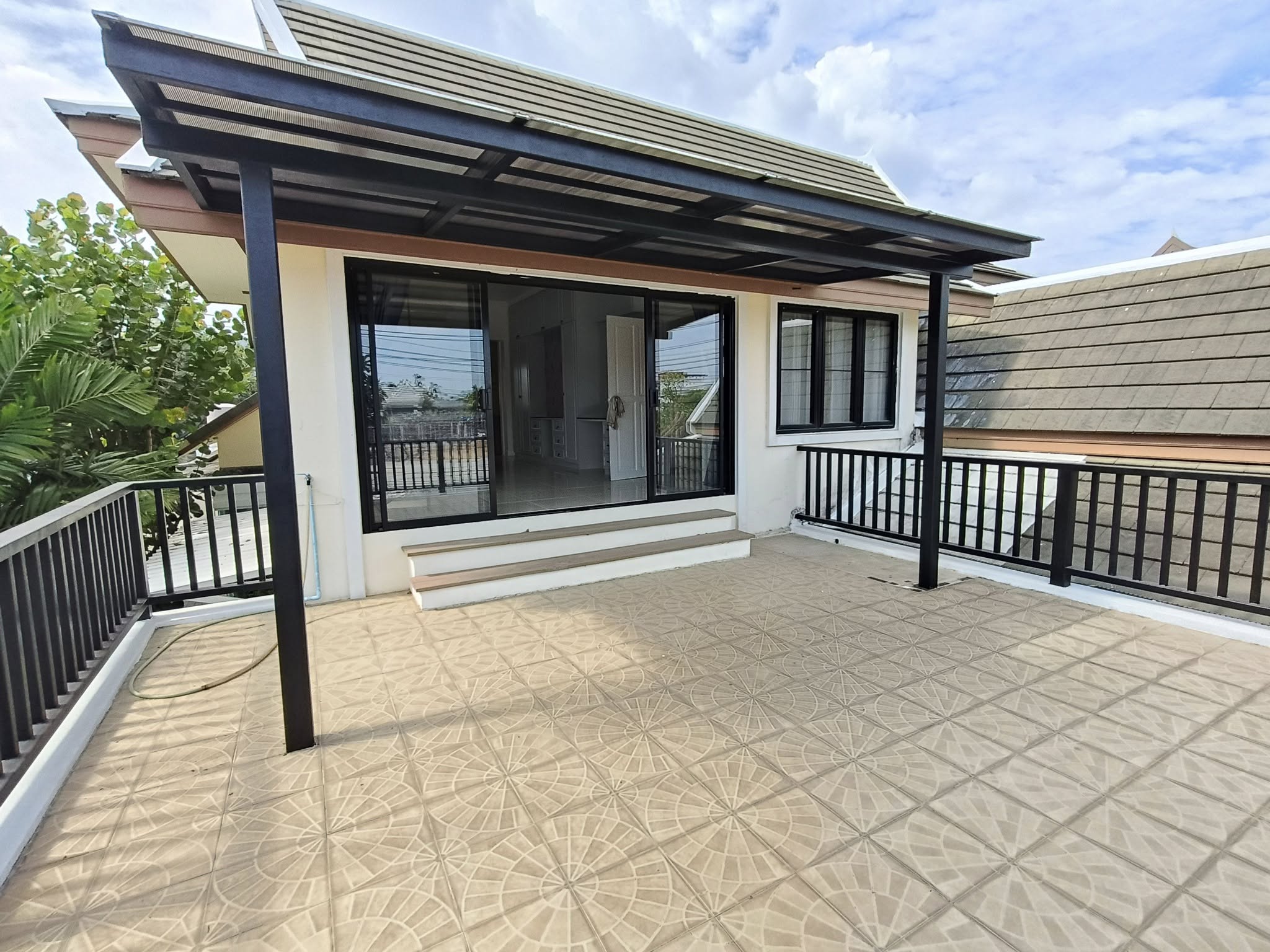 For Rent : Chalong, Private Pool Villa, 3 bedrooms 5 bathrooms