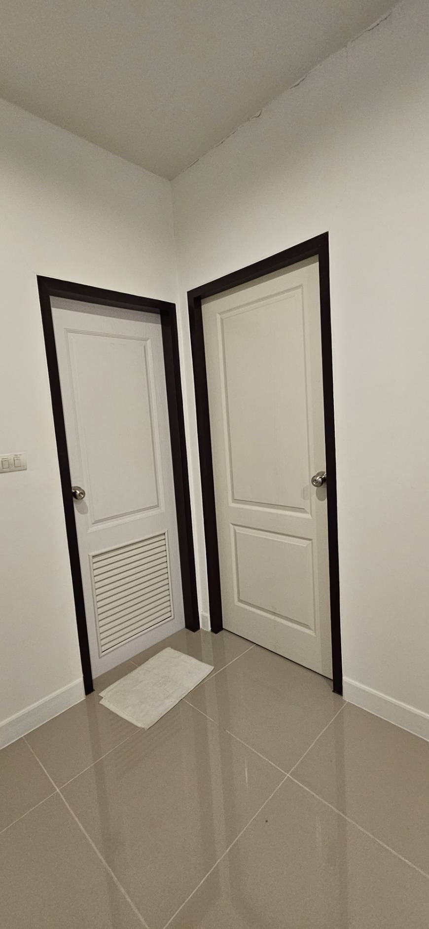 For Rent : Kuku-Ratsada, 2-Story Town House, 3 bedrooms 2 bathrooms