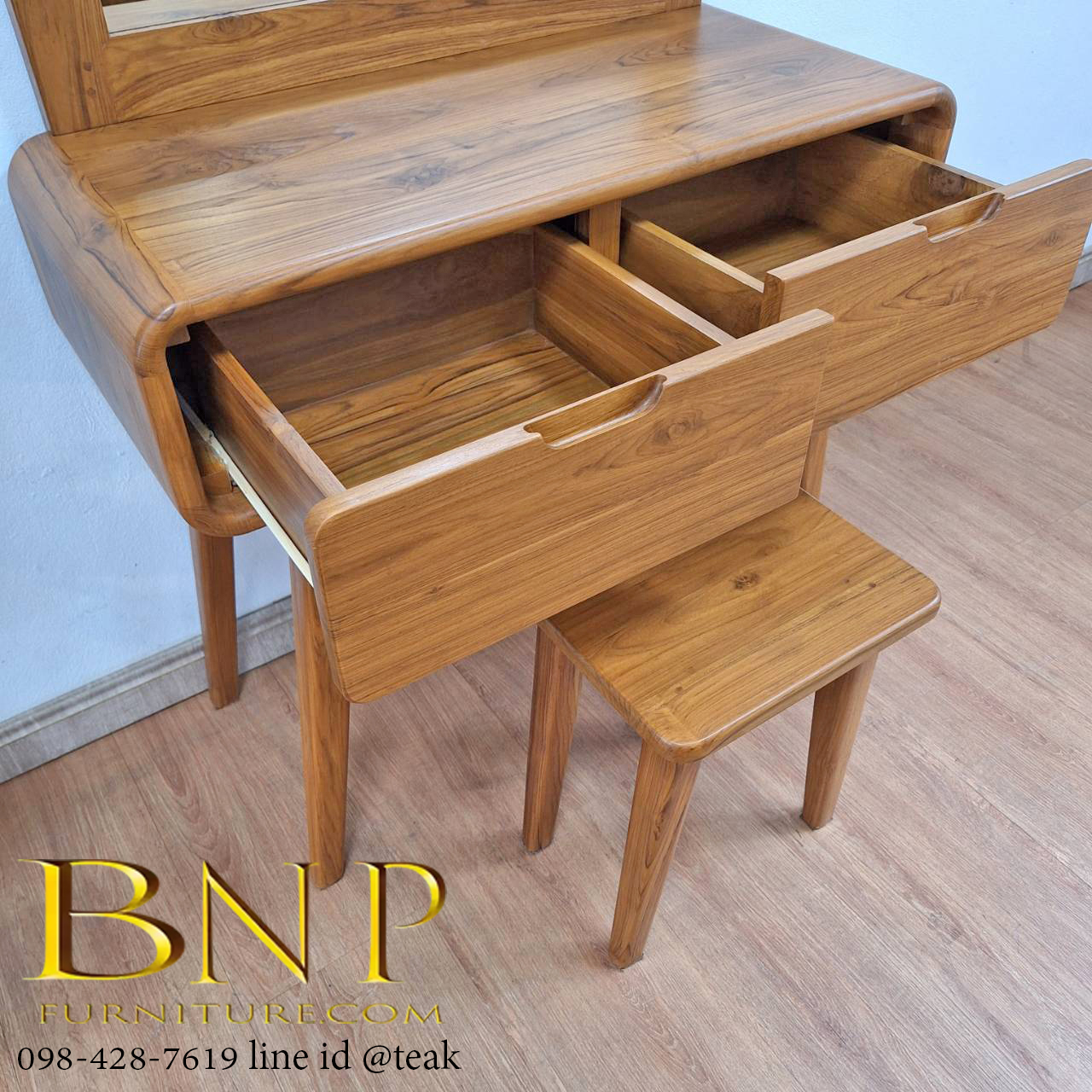 โต๊ะเครื่องแป้งโมเดิร์นไม้สัก รุ่น ออธัม