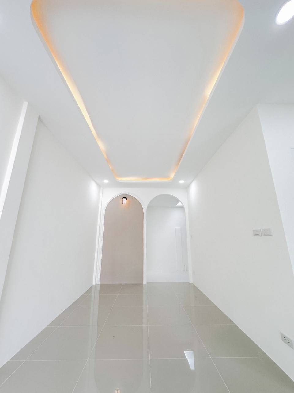 For Sales : Bypass, One-story townhome, 2 bedrooms 1 bathrooms