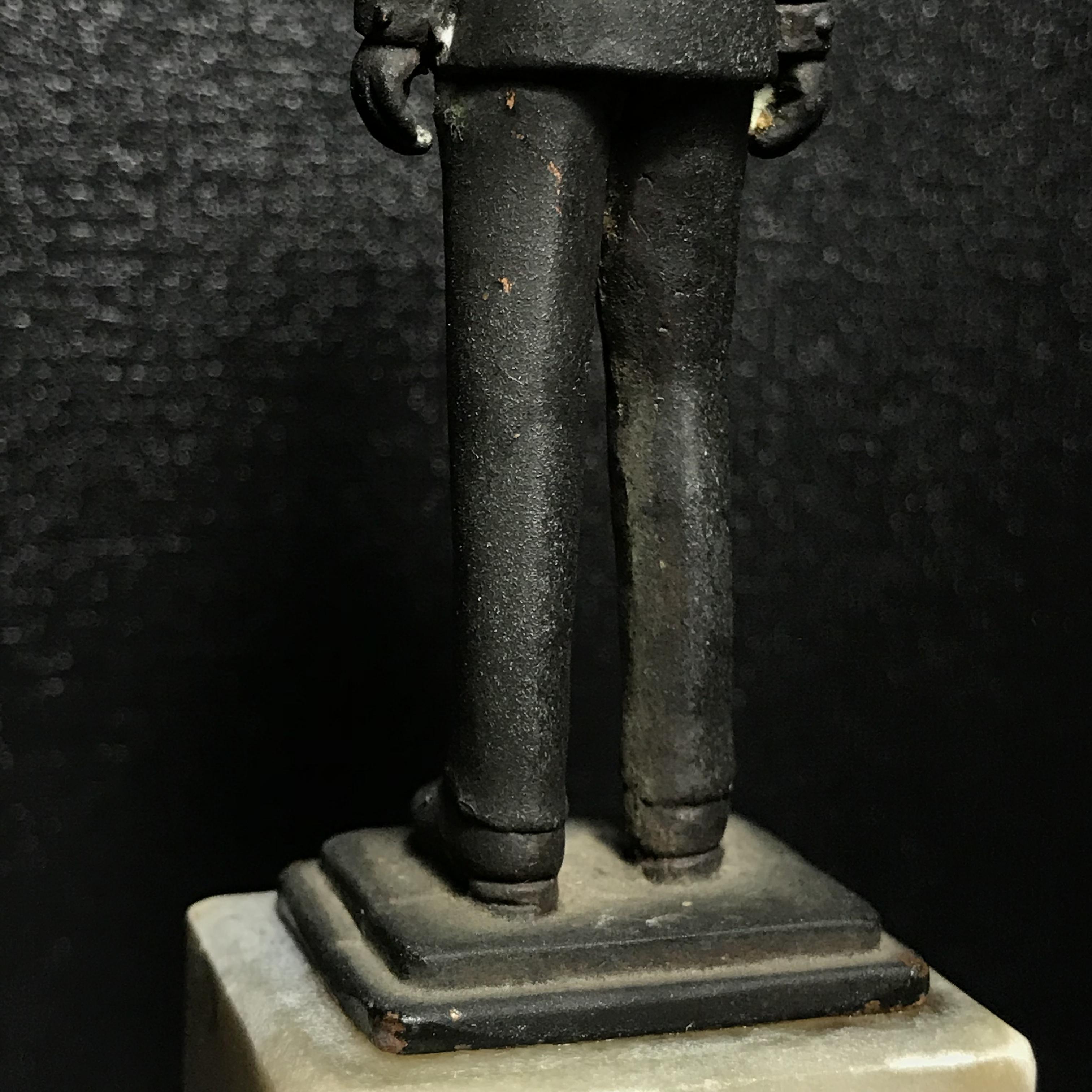 พระบรมรูปหล่อ ผู้ให้กำเนิดลูกเสือชาวบ้าน ในหลวงรัชกาลที่ 9 ทรงชุดลูกเสือชาวบ้าน ฐานหินอ่อน(หายาก)