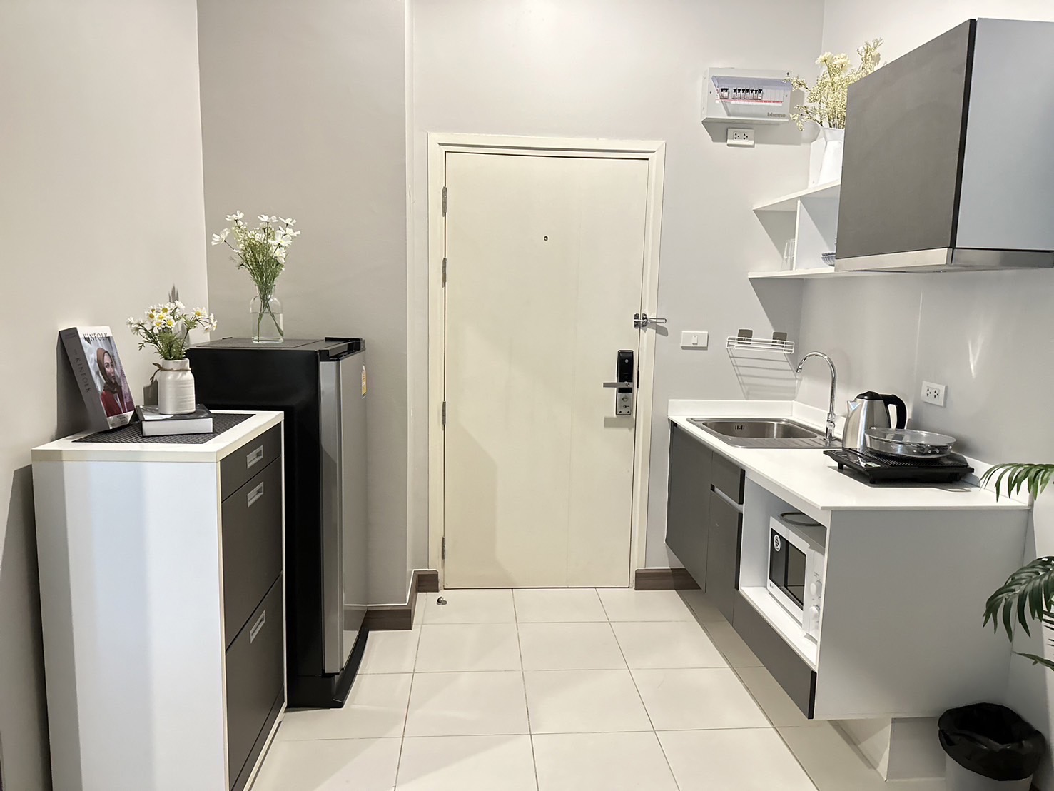 For Rent : Wichit, Zcape 3 Condominium, 1 bedroom 1 bathroom, 8th flr.