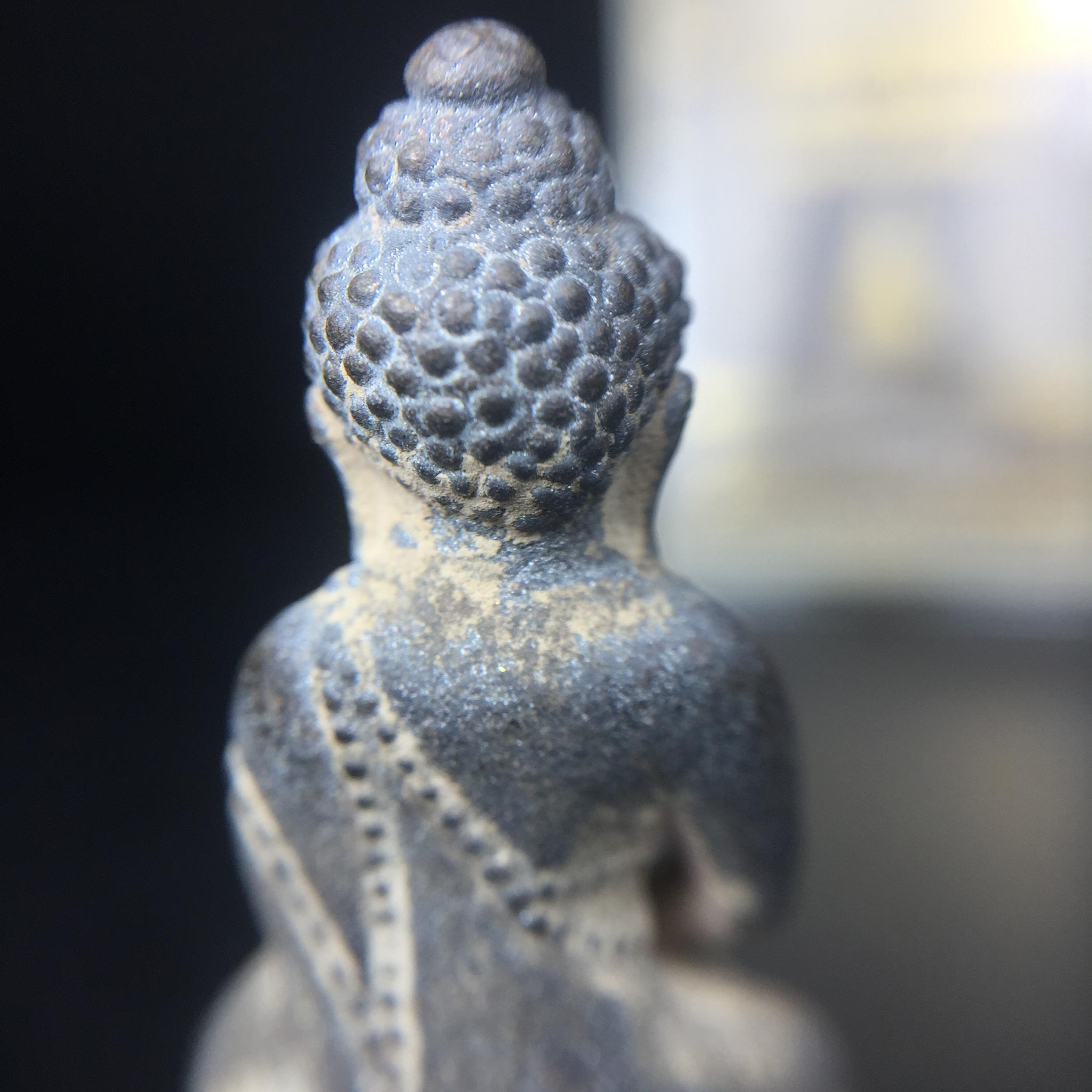 พระกริ่งชินบัญชรฉลองพระชันษา 100 ปี สมเด็จพระญาณสังวร วัดบวรนิเวศวิหาร ปี 2556 เนื้อนวโลหะผสมทองคำก้นทองแดง พิธีใหญ่ มวลสารเด่น นิยม(1 ใน 2556 องค์)