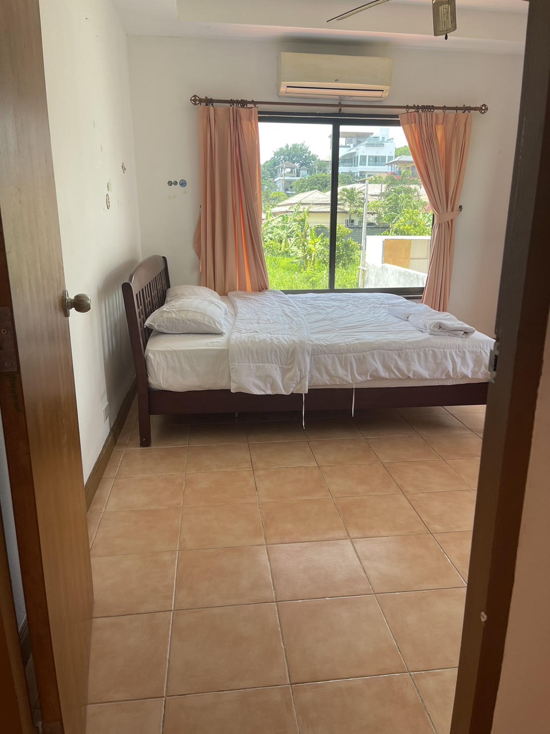 For Rent : Rawai, Private Pool Villa, 6 bedrooms 5 bathrooms