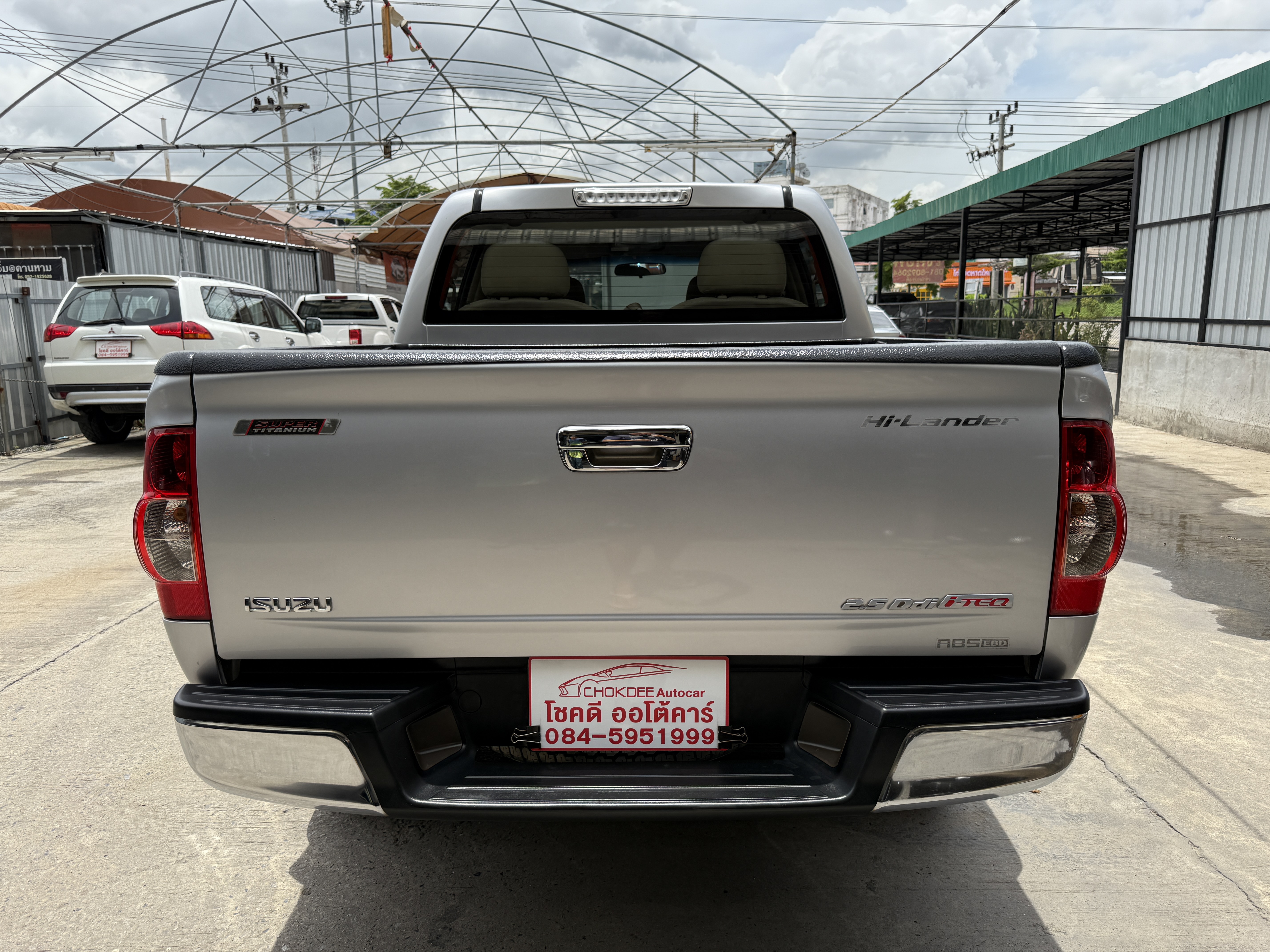 Isuzu Dmax 4ประตู Hilander 2.5 Abs 2010 เงิน