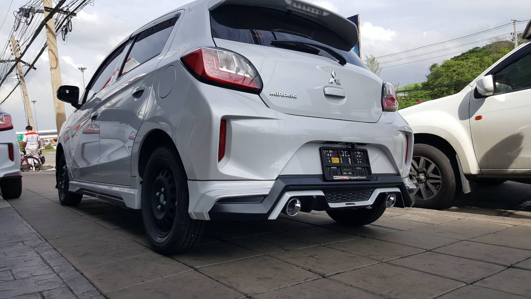 Mitsubishi Mirage 2020 body kits by Amotriz