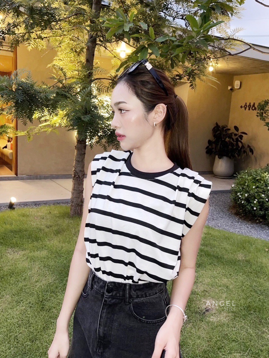 ริ้วเอวยืด