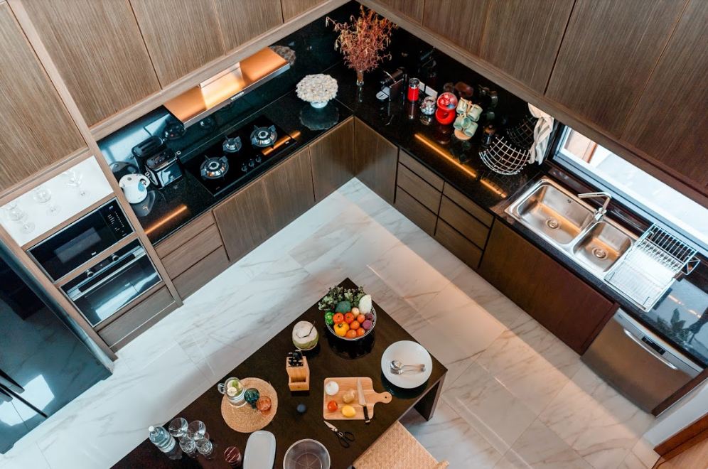 For Sale : Nai Harn, Luxury New Pool Villa, 4 Bedrooms 4 Bathrooms, Garden view.