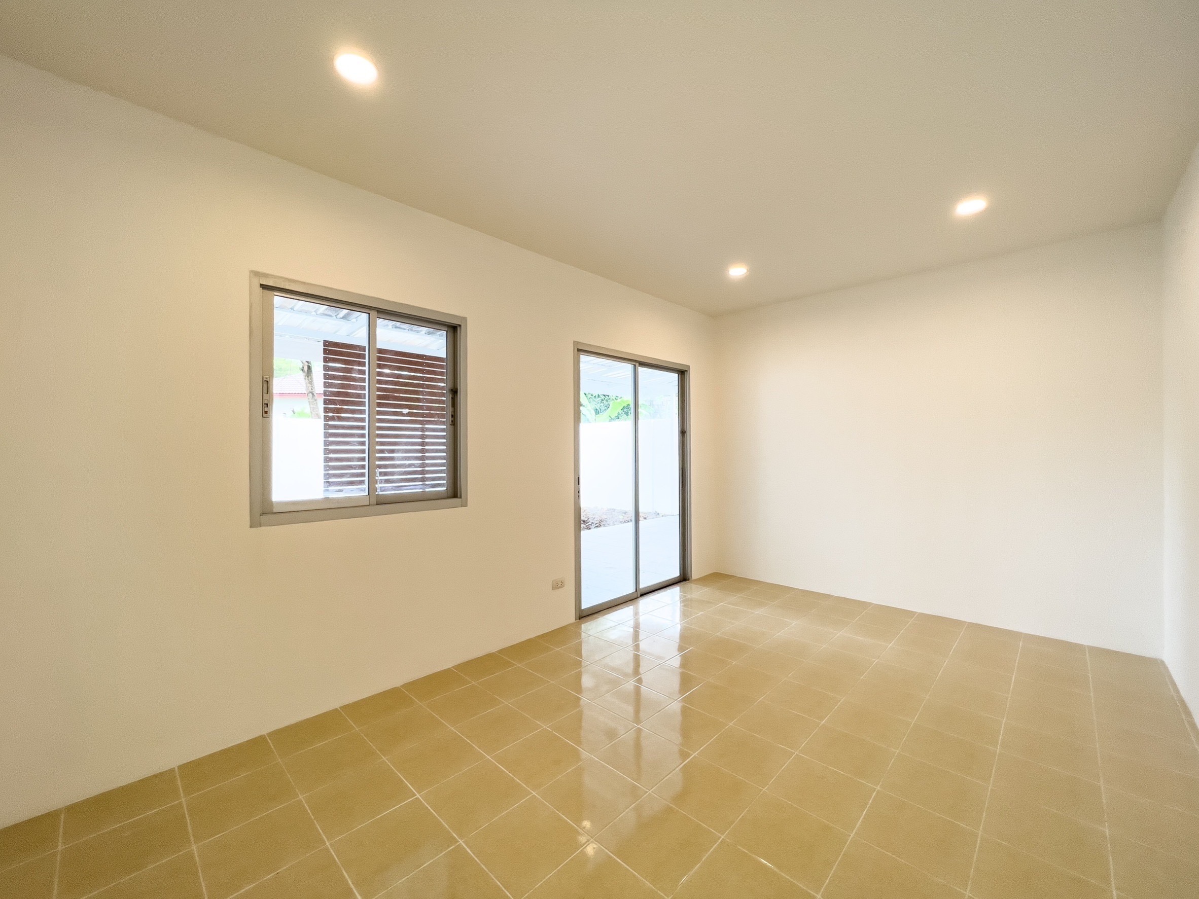 For Sale : Thalang, One-story semi-detached house, 2 bedrooms 2 bathrooms