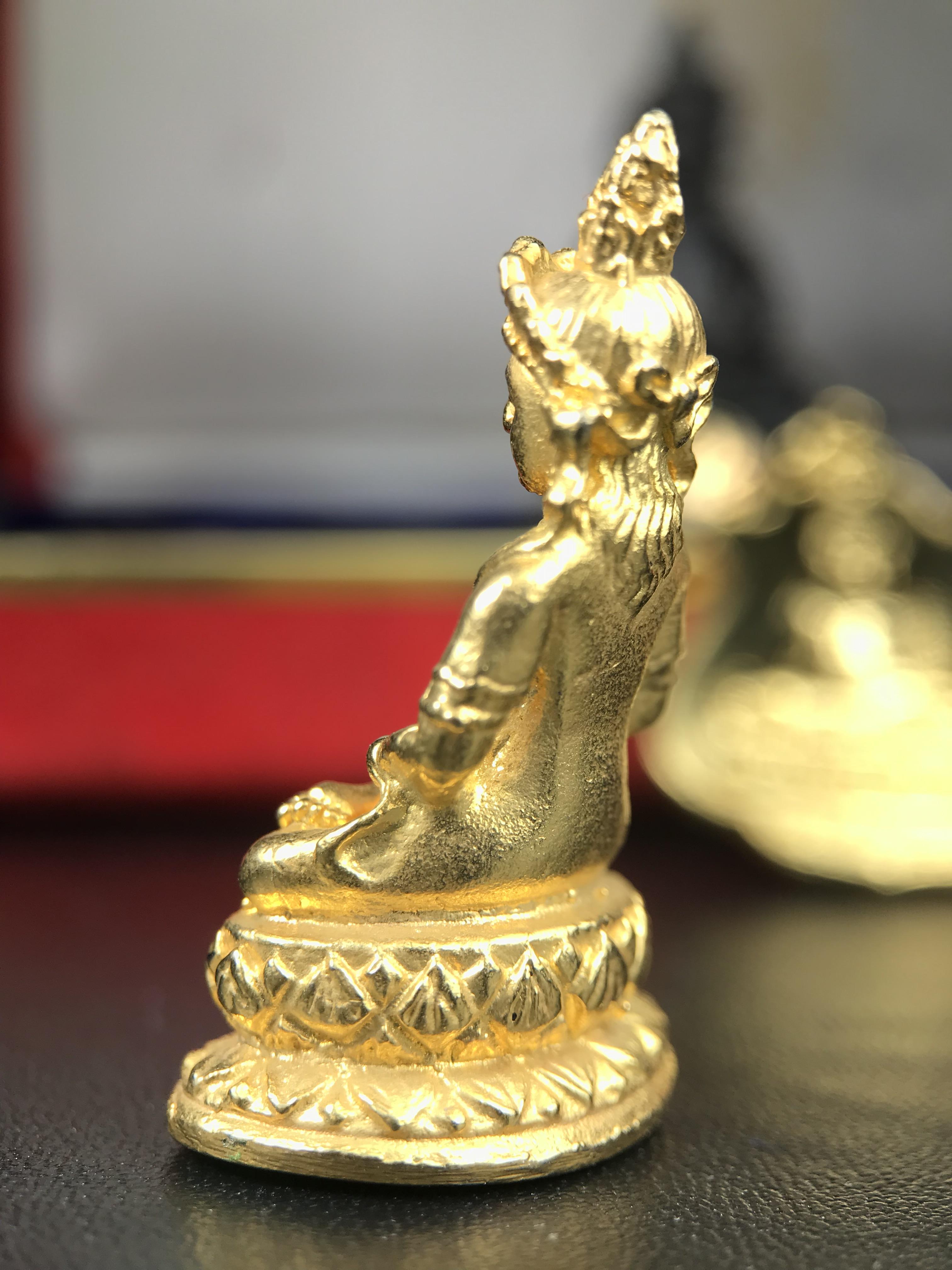 พระไวโรจนะพุทธ(กริ่งธิเบต ภปร.) ท่านเจ้าคุณโพธิ์แจ้ง วัดมังกรกมลาวาส(เล่งเน่ยยี่) ปี 2515(รุ่นแรก) ชุดพิเศษกรรมการ พิธีใหญ่ฉลอง ๑๐๐ปี วัดมังกรกมลาวาส (ในหลวงรัชกาลที่ ๙ ทรงเสด็จเททอง ) หลวงปู่โต๊ะ วัดประดู่ฉิมพลีเมตตาอธิษฐานจิตปลุกเสก (หายากมาก)