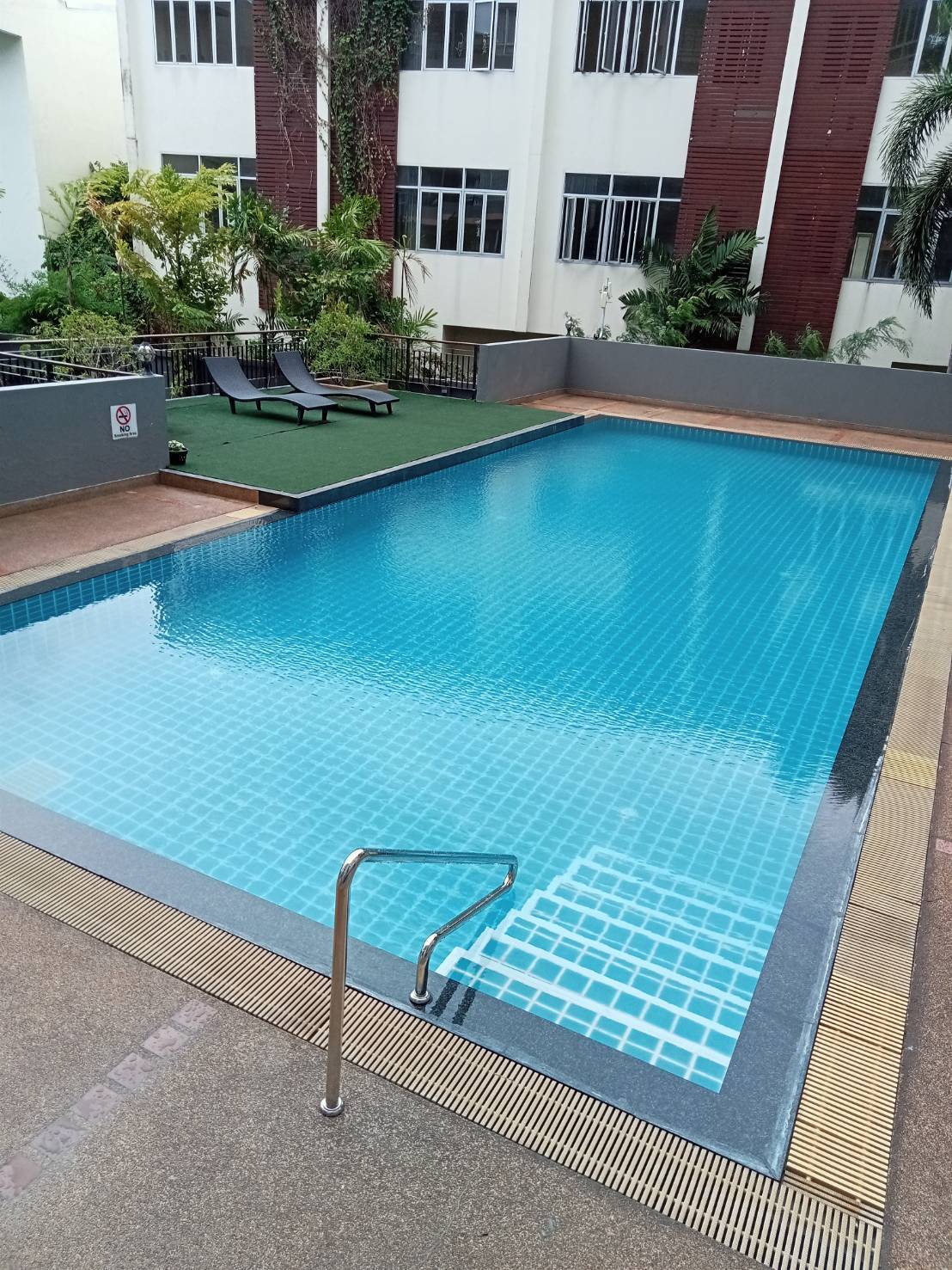 For Sales : Wichit, The Clover Condo, 1 Bedroom 1 Bathroom, 4th flr.