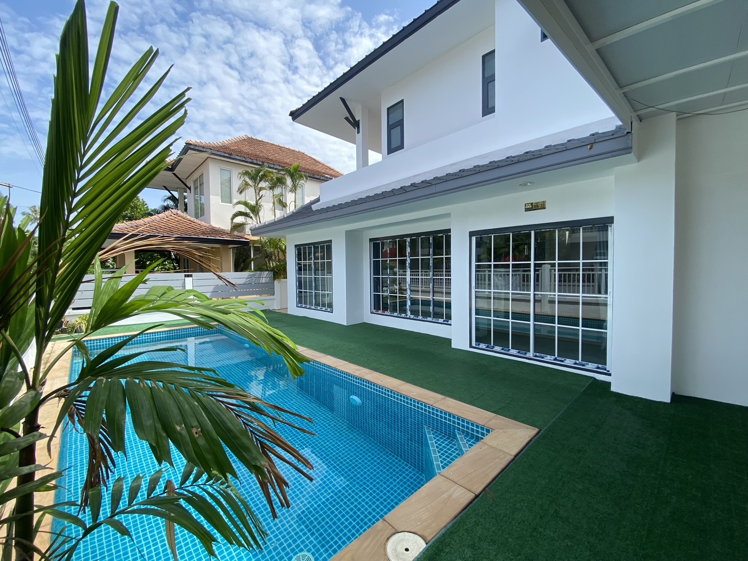 For Rent : Thalang, Private Pool Villa near Airport, 5 Bedrooms 4 Bathrooms