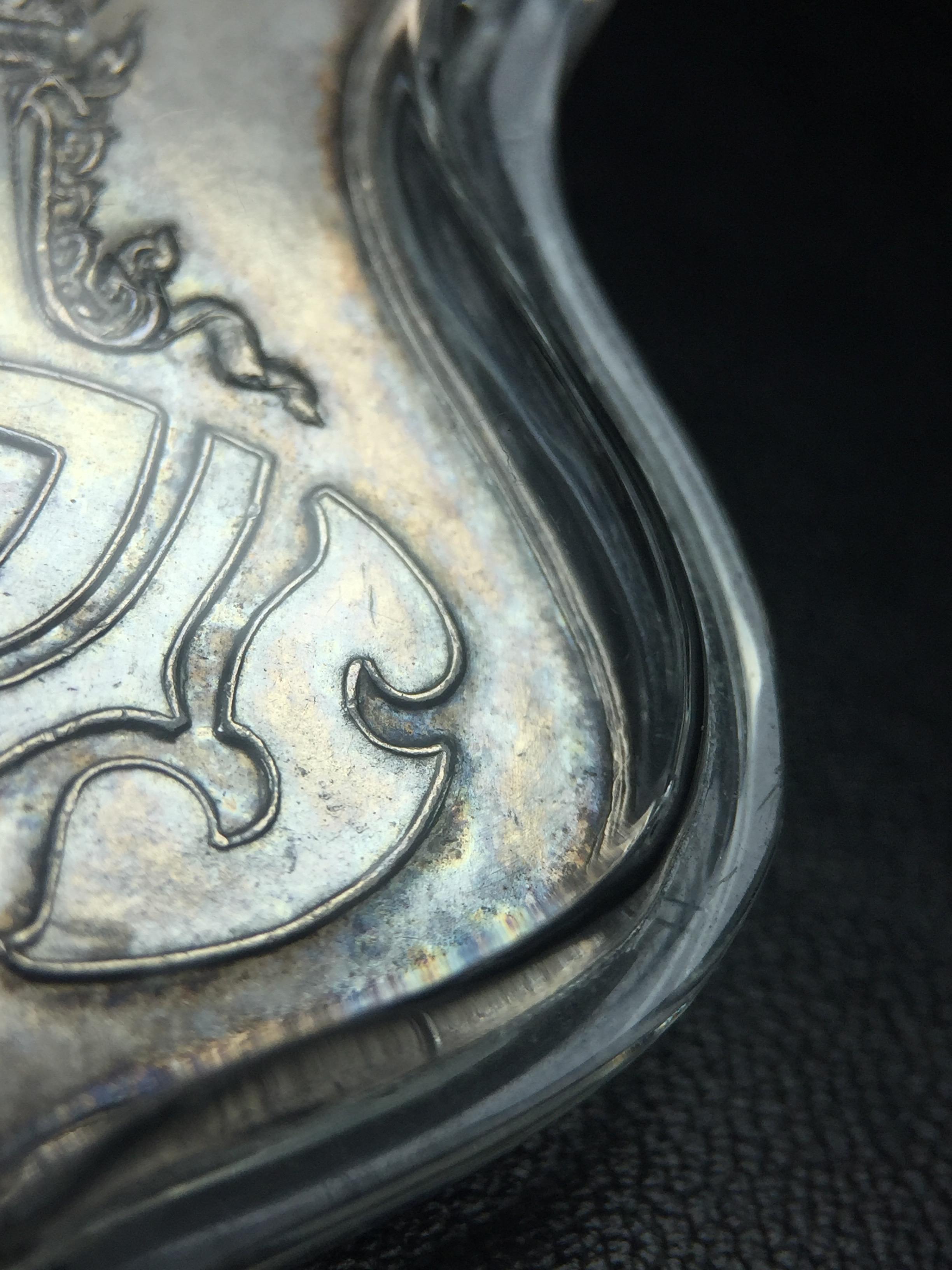 เหรียญสังคีตมงคล ภปร. ปี 2509(พระราชทาน)สุดยอดหายาก สร้างโดยพระราชทรัพย์ส่วนพระองค์ของพระบาทสมเด็จพระเจ้าอยู่หัวรัชกาลที่9(1ใน300 เหรียญ)เนื้อเงินสภาพสวยๆมีผิวขึ้นน้ำทองรุ้งๆเดิมๆตามกาลเวลา