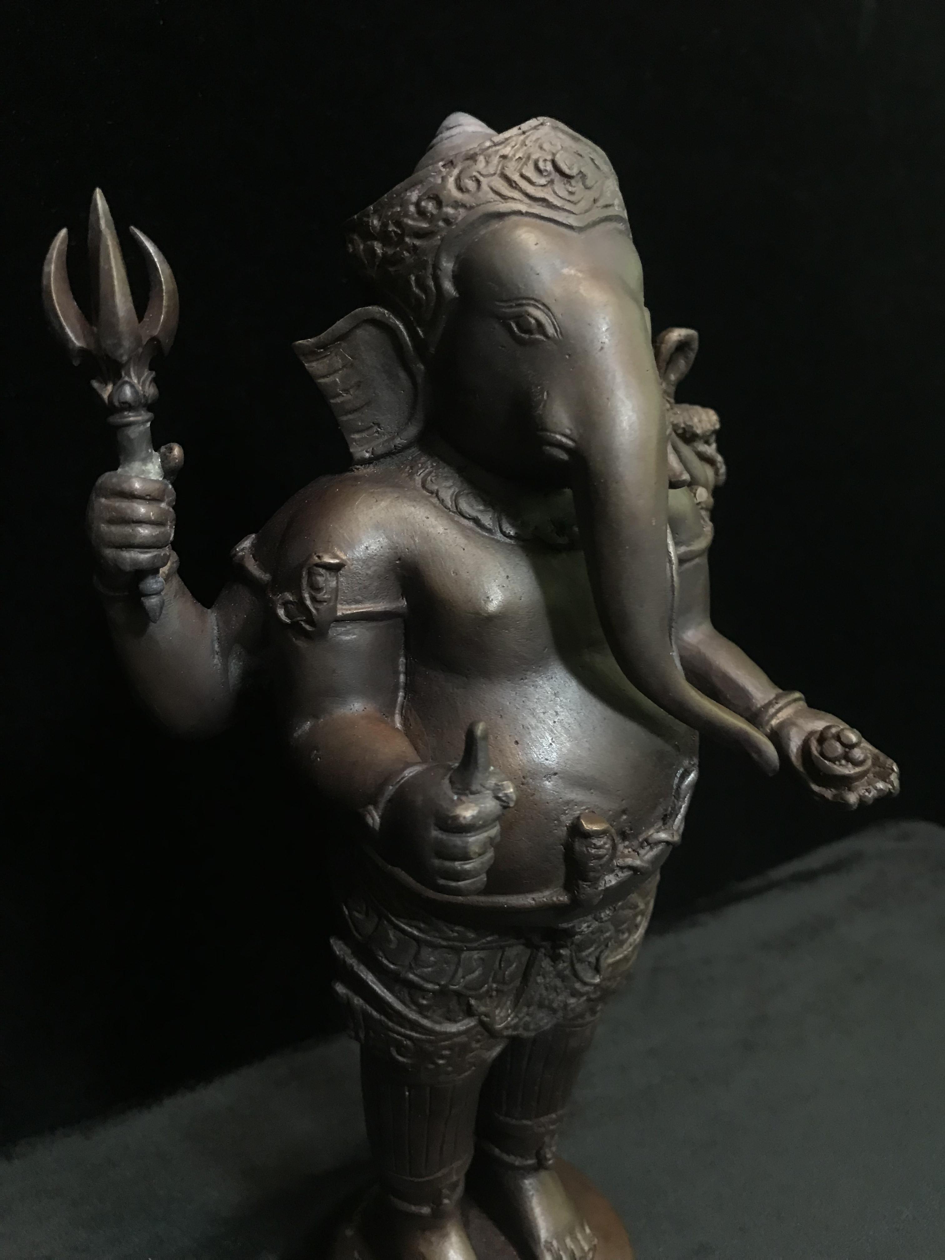 พระพิฆเนศ รุ่นครบรอบ100 ปี กรมศิลปากร ปี2556 ขนาดบูชา ปางประทานพร(องค์ยืน)สูง 10 นิ้วครึ่ง No.4006