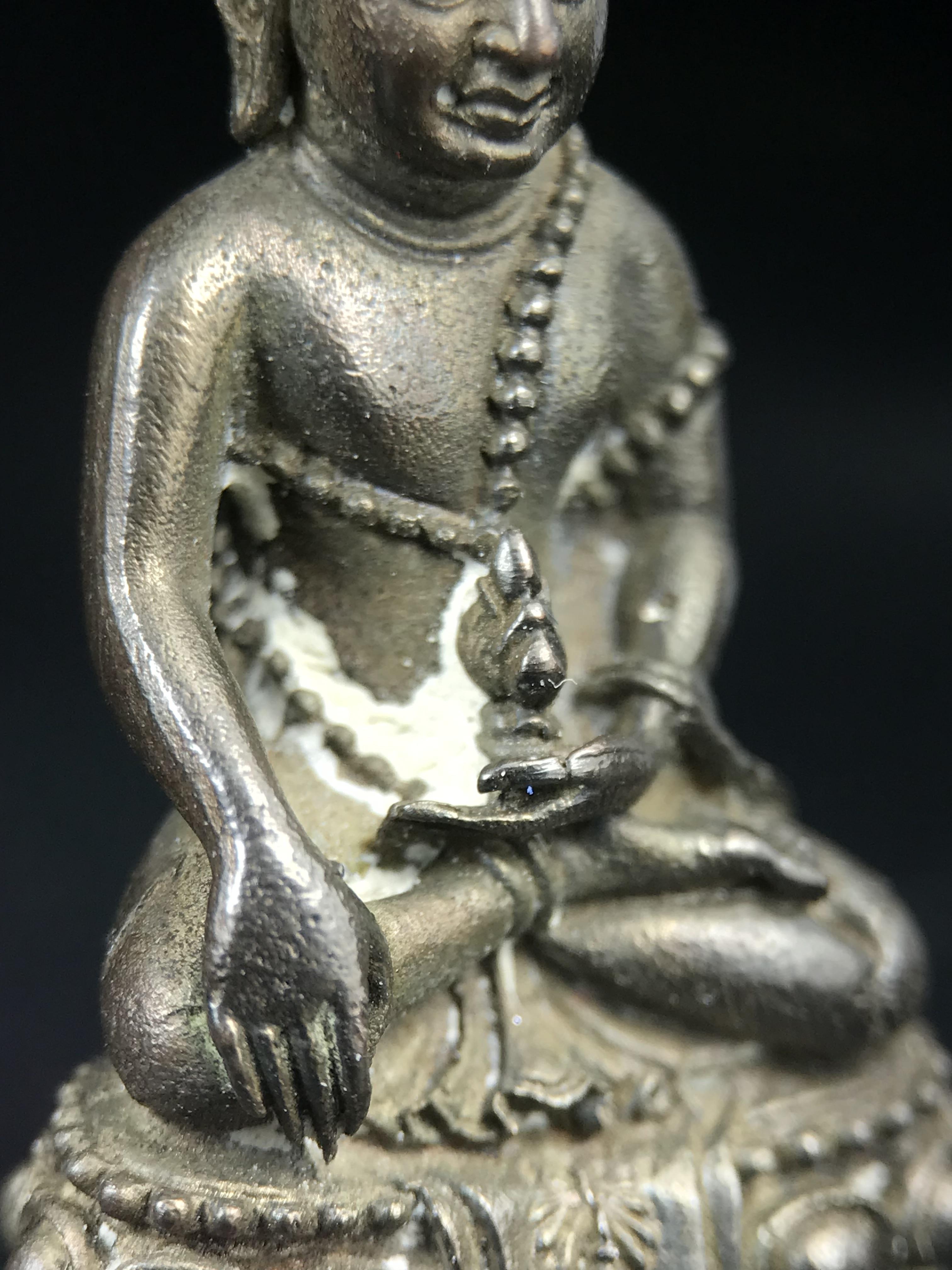 พระกริ่งศิรากาศ ภปร.(พระกริ่งคุ้มเกล้า)วัตถุมงคล"คุ้มเกล้าฯ" มูลนิธิ “คุ้มเกล้า” ในพระบรมราชูปถัมภ์ จัดสร้าง โรงพยาบาลภูมิพล เนื้อนวโลหะ(พิมพ์หน้าไทย)(ในหลวงรัชกาลที่9เสด็จเททอง)(พิธีใหญ่)(นิยม)