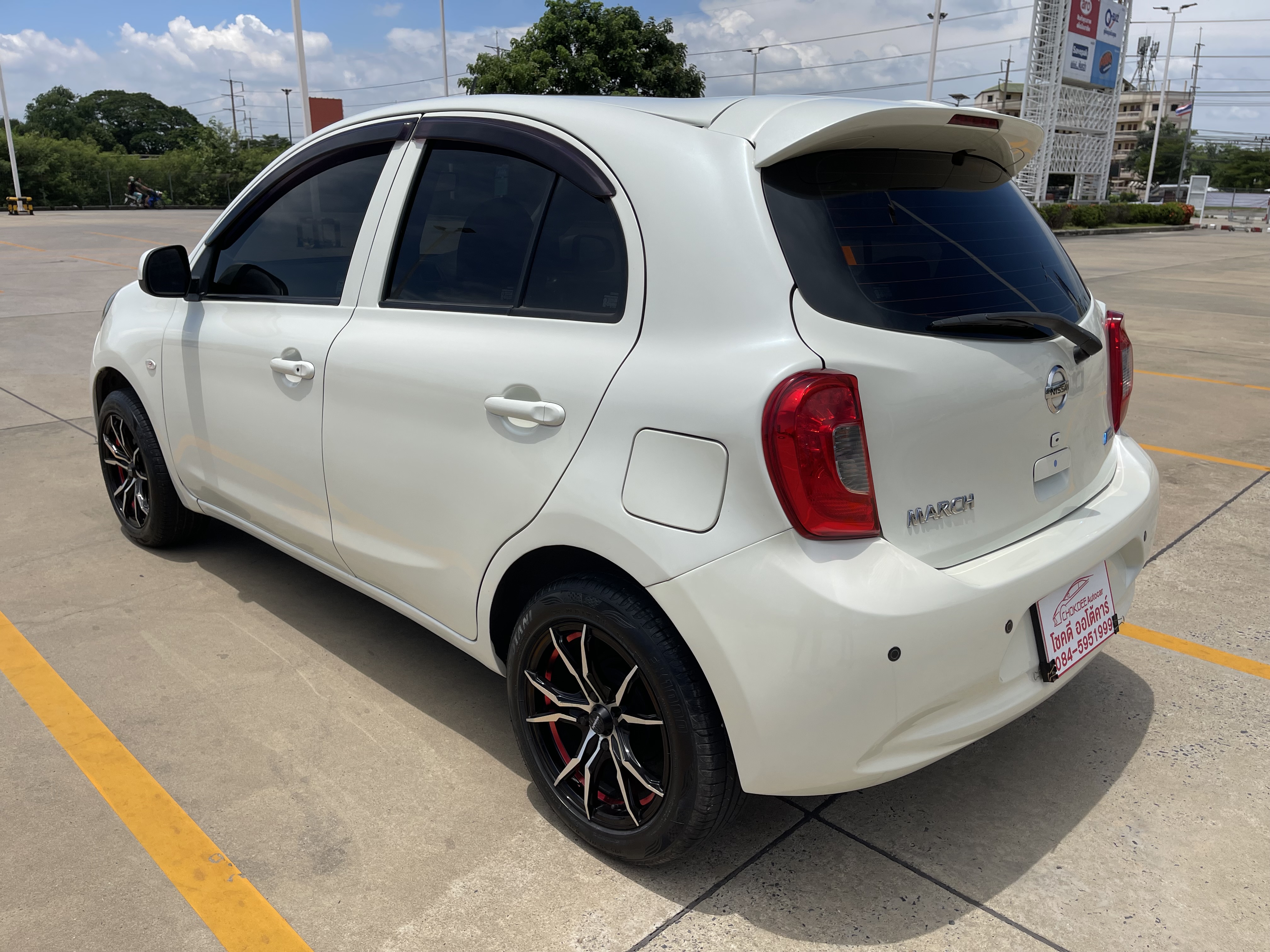 Nissan March 1.2 EL At 2016 ขาวมุก