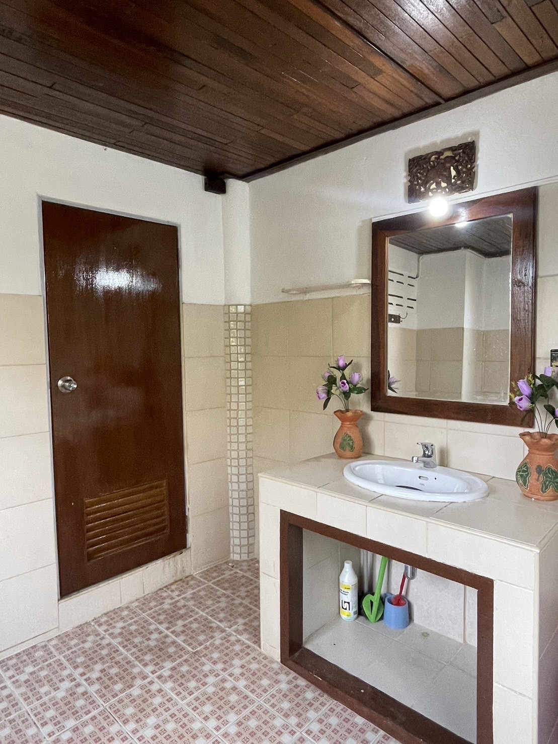 For Rent : Naiyang, 2-story Thai house, 2 Bedrooms 2 Bathrooms