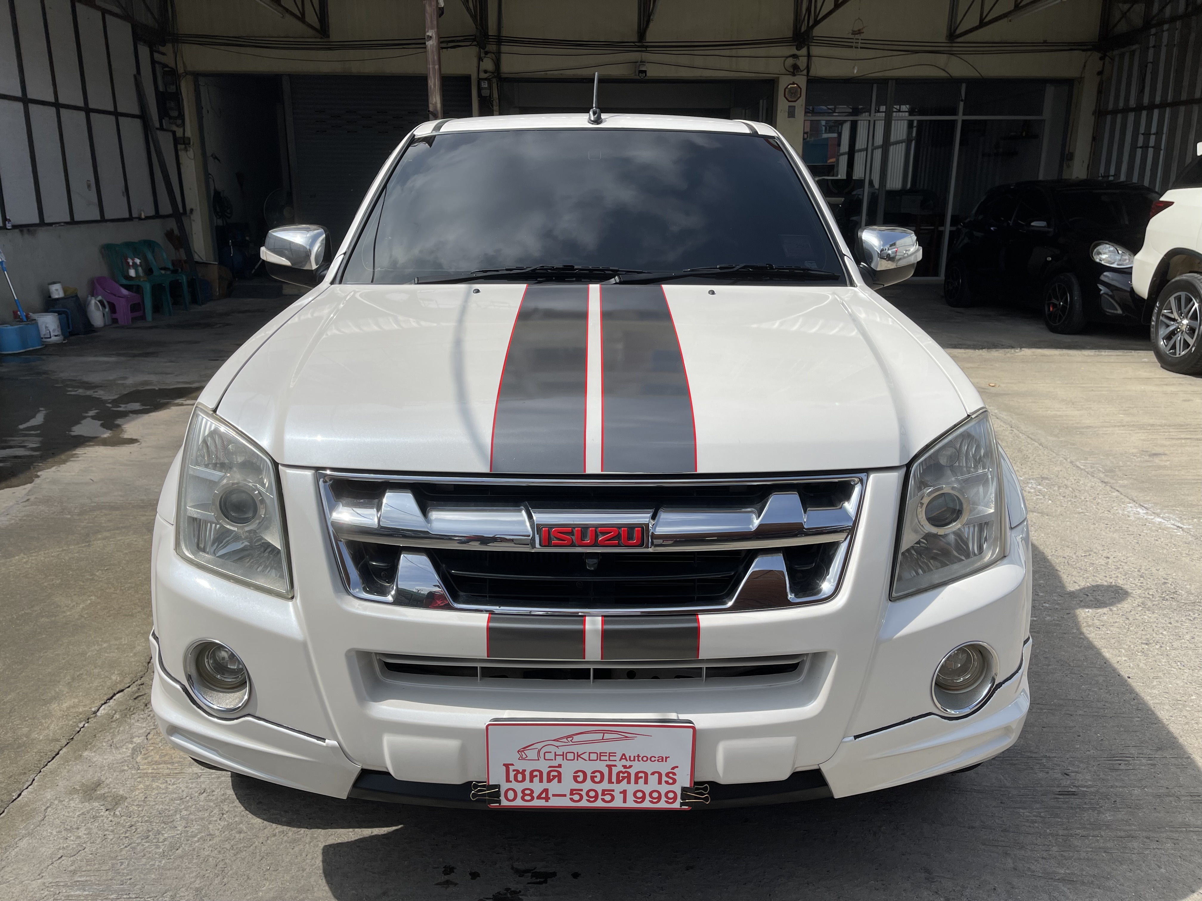 Isuzu Dmax 4ประตู Hilander 2.5 Abs X-Series Navi 2011 ขาวมุก
