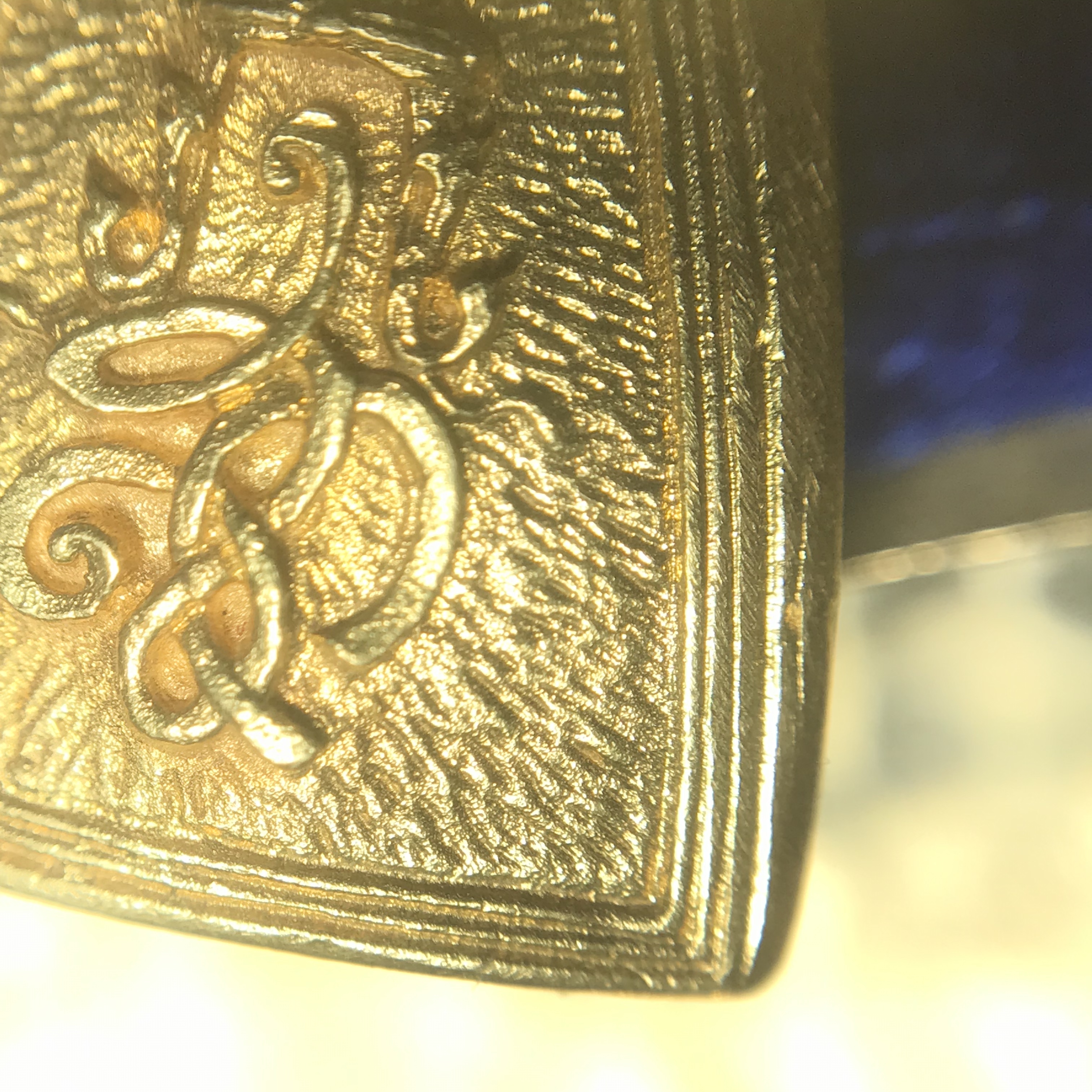 พระสมเด็จนางพญา ส.ก. ปี2535 เนื้อทองคำ พิมพ์ใหญ่ 5รอบพระราชินี หลวงปู่โต๊ะปลุกเสก(ในหลวงและพระราชินีเสด็จในพิธี) พร้อมกล่องบรรจุเดิม(นิยม)