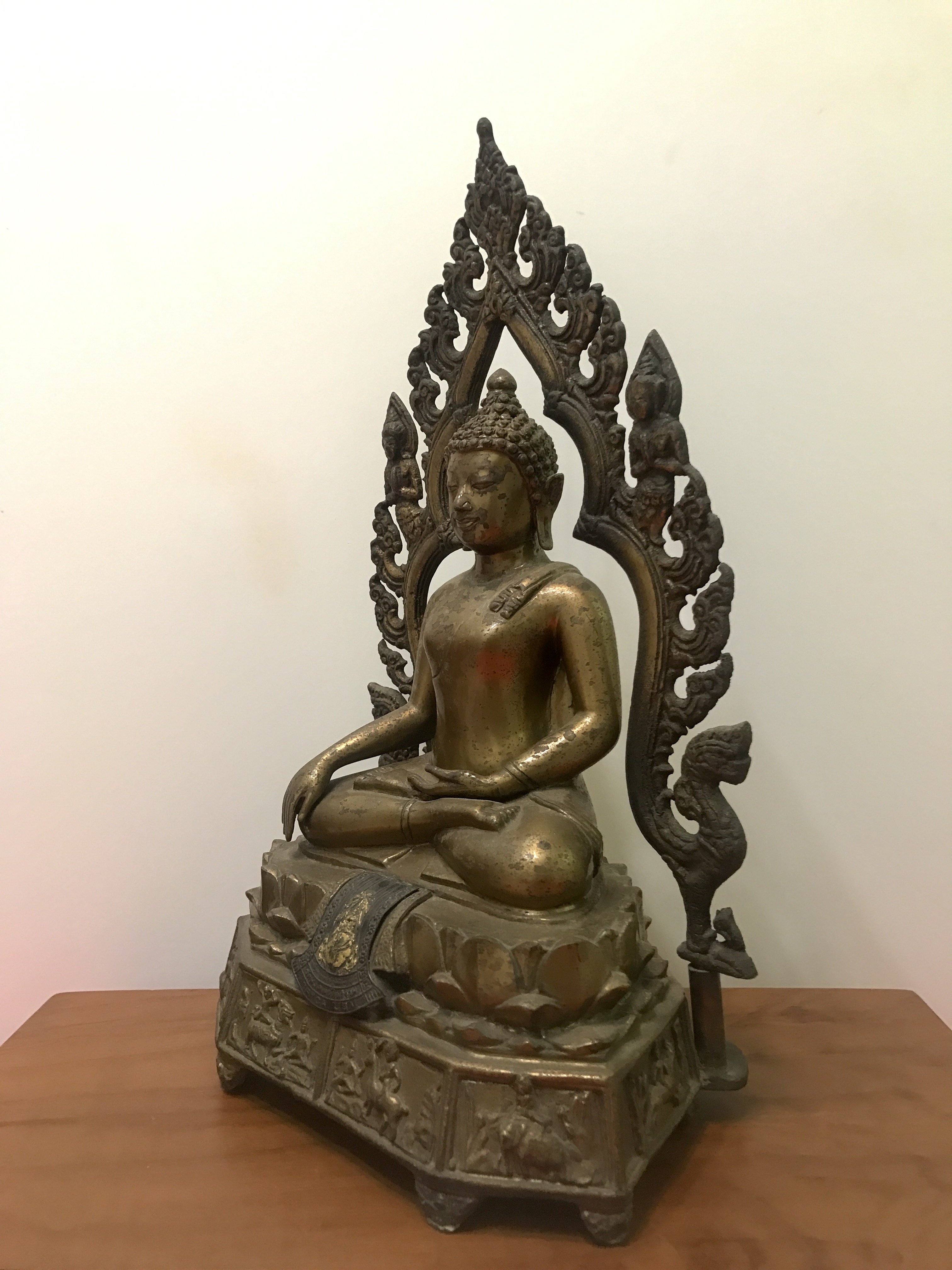 พระพุทธมงคลรัตนภูมิพัฒนมหามุนี ภ.ป.ร.5นิ้ว วัดมงคลรัตนาราม วัดไทยในซานฟรานซิสโก สหรัฐอเมริกา ( Sanfrancisco USA.) ปี ๒๕๒๓