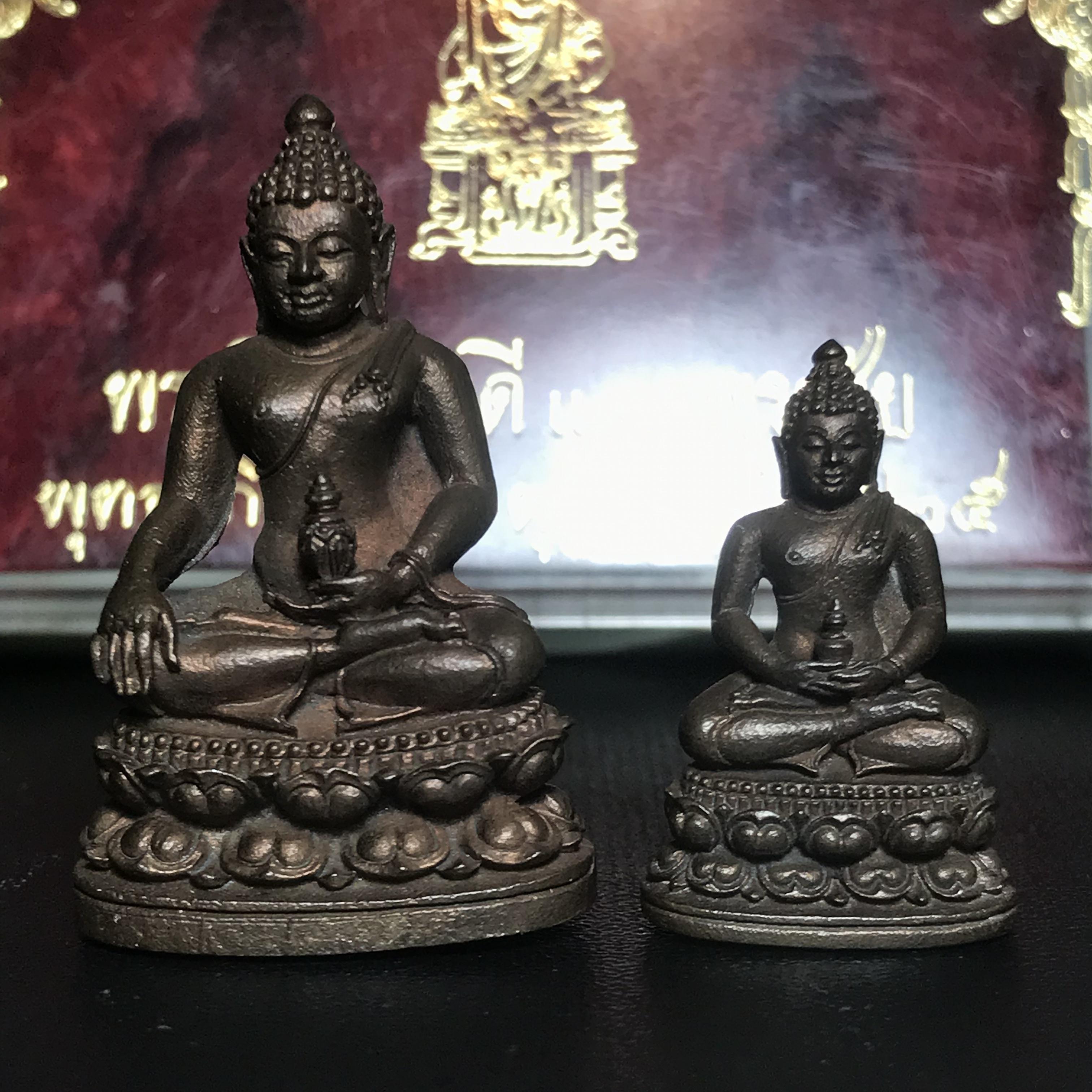 พระกริ่ง-พระชัยวัฒน์อธิบดี ปี2525 ของดีอัยการ (มีไว้บูชาเลื่อนยศเลื่อนตำแหน่งทุกท่าน)(1ใน 2525 ชุด)